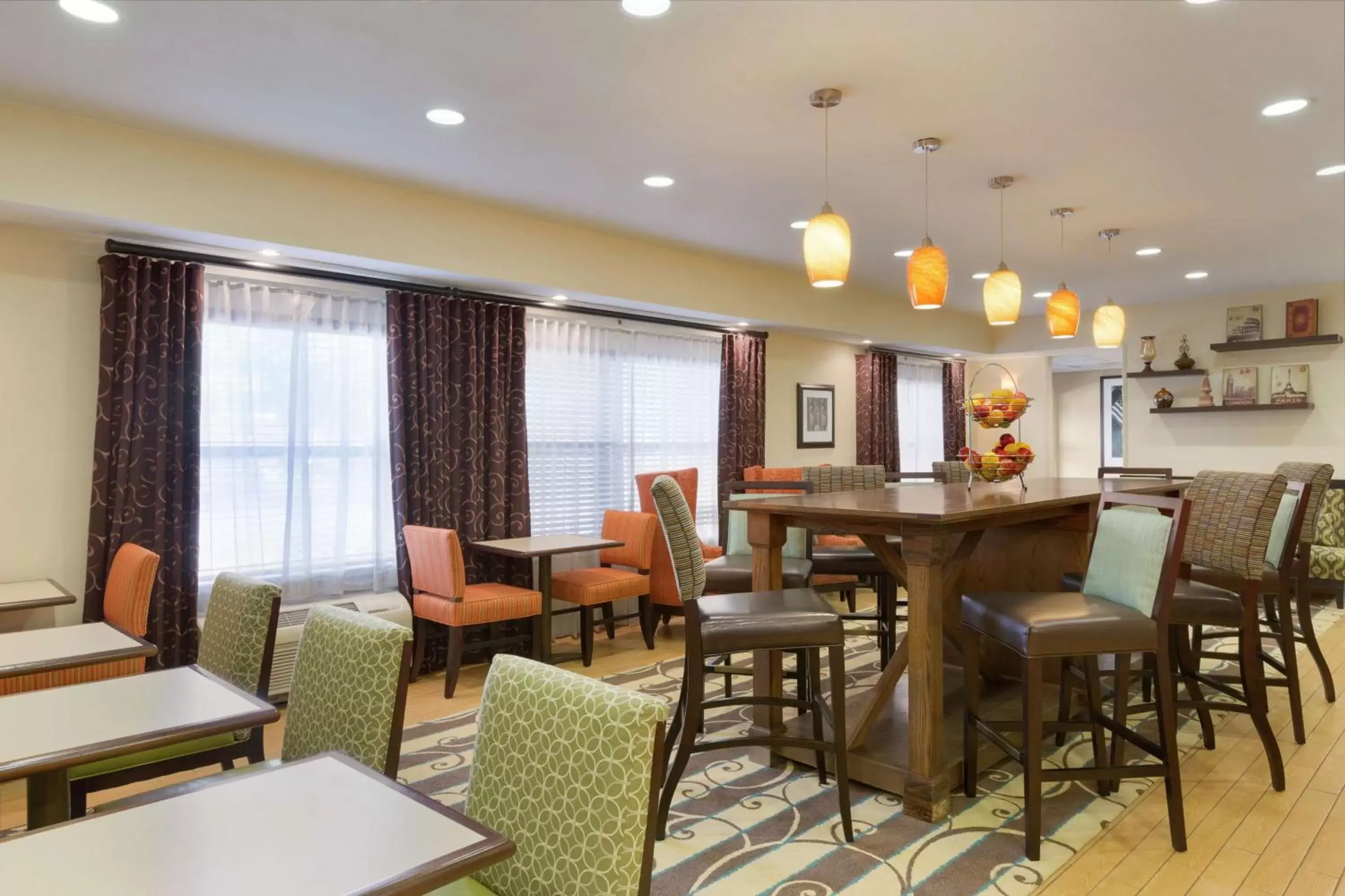 Breakfast, Restaurant/Places to Eat in Hampton Inn Lubbock