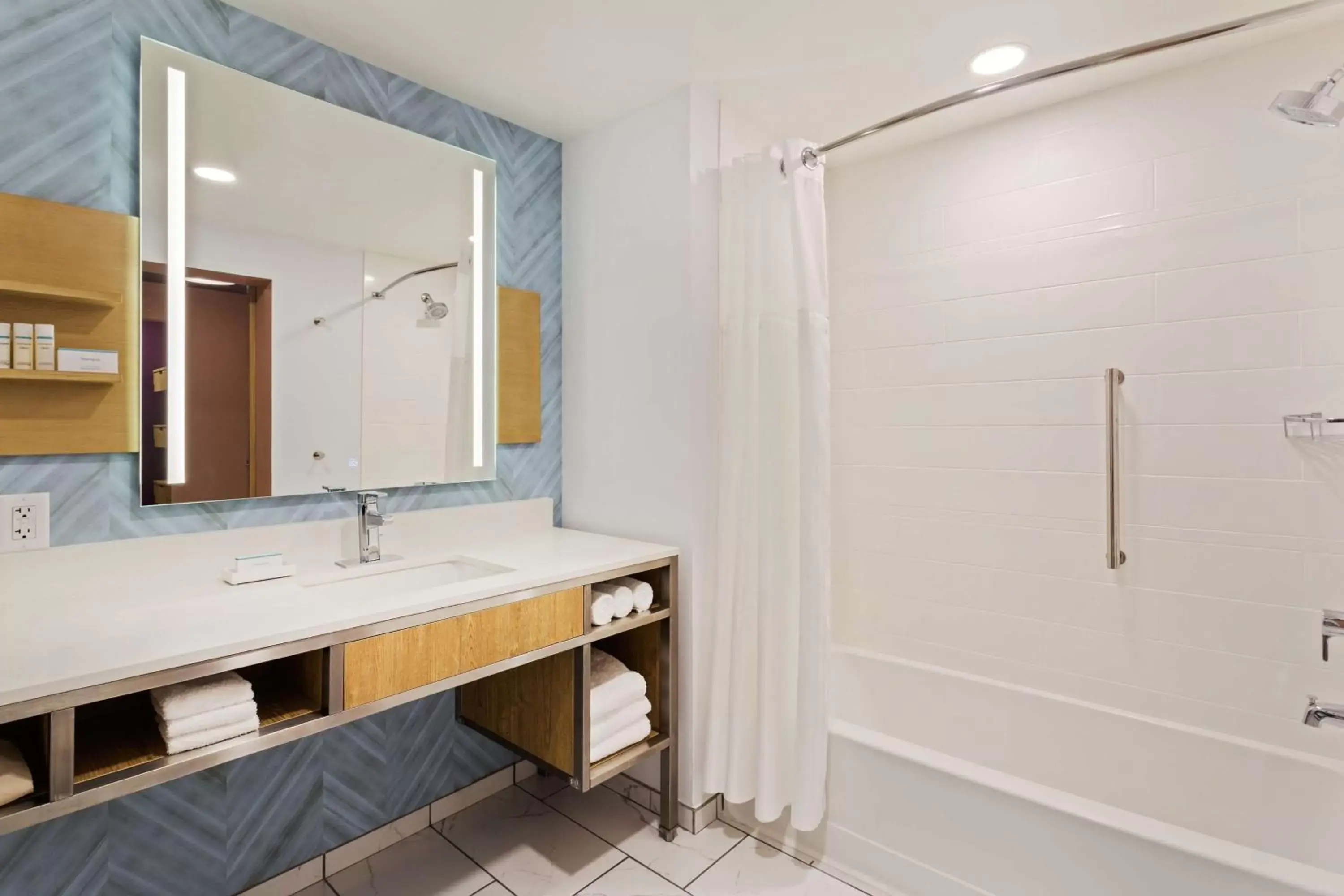 Bathroom in Hilton Garden Inn Homestead, Fl