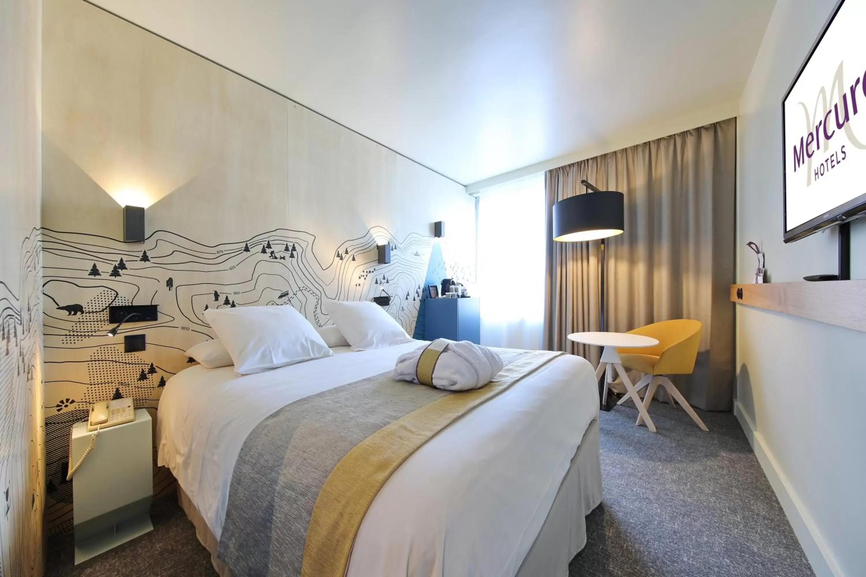 Other, Bed in Mercure Grenoble Centre Alpotel