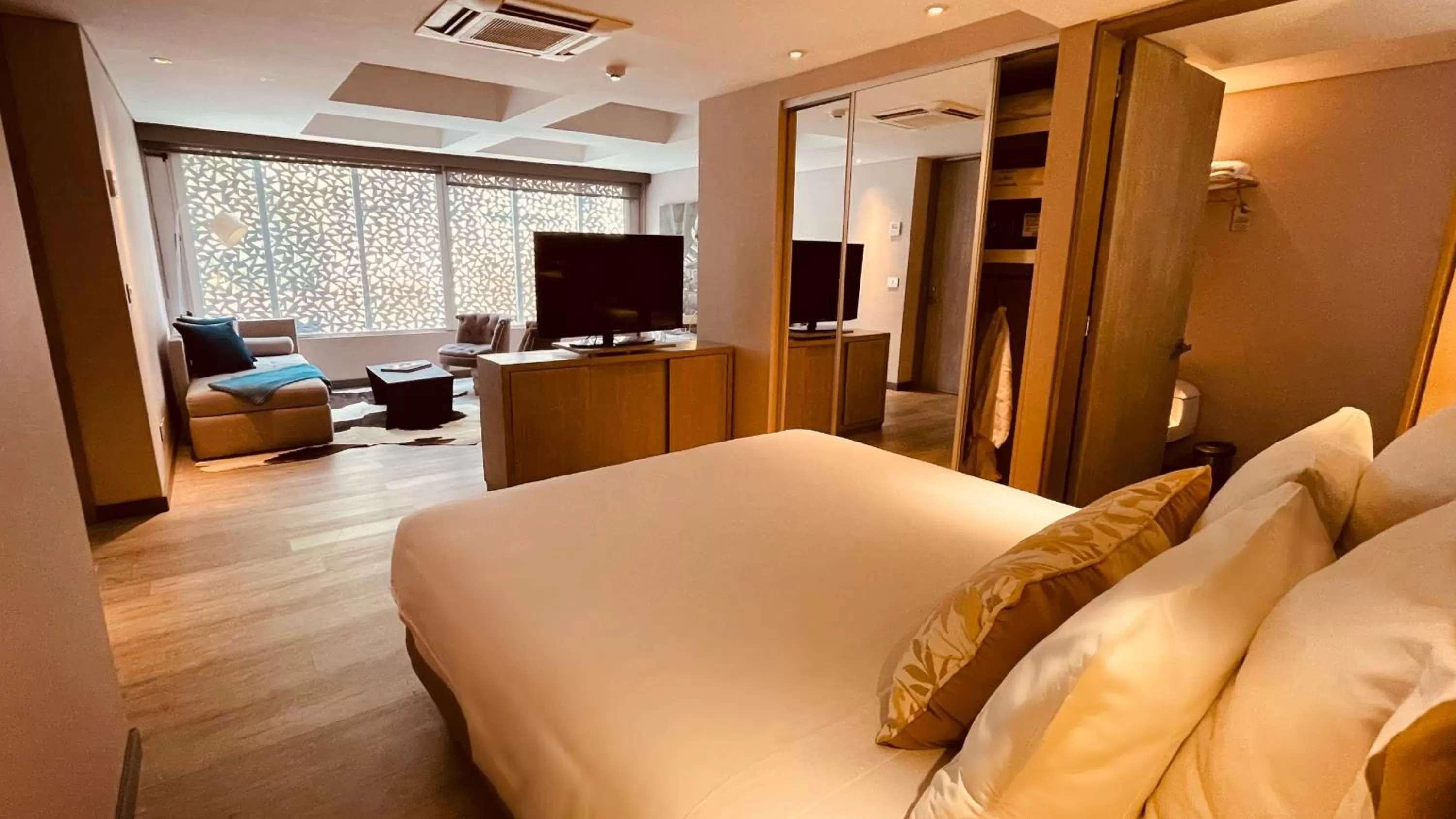 TV and multimedia, Bed in Hotel CityFlats