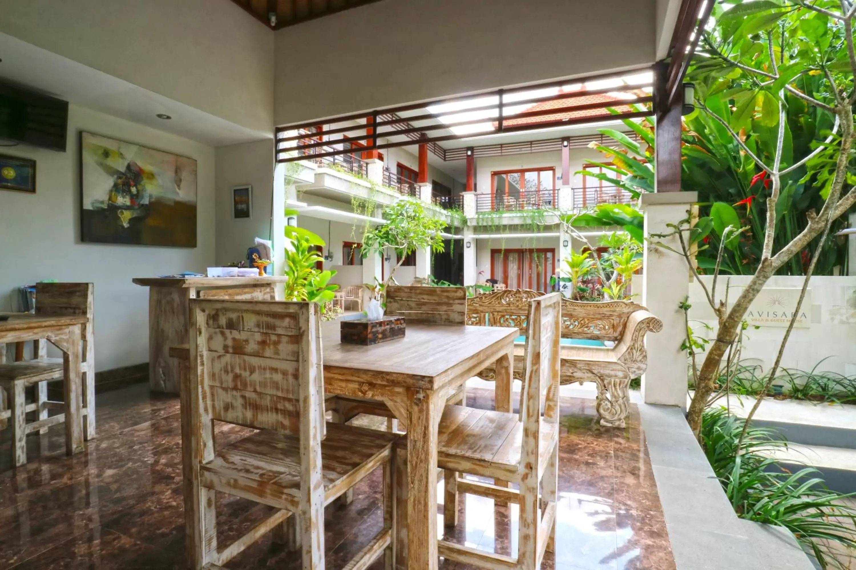 Restaurant/places to eat in Avisara Villa & Suite Restaurant/places to eat in Avisara Villa & Suite