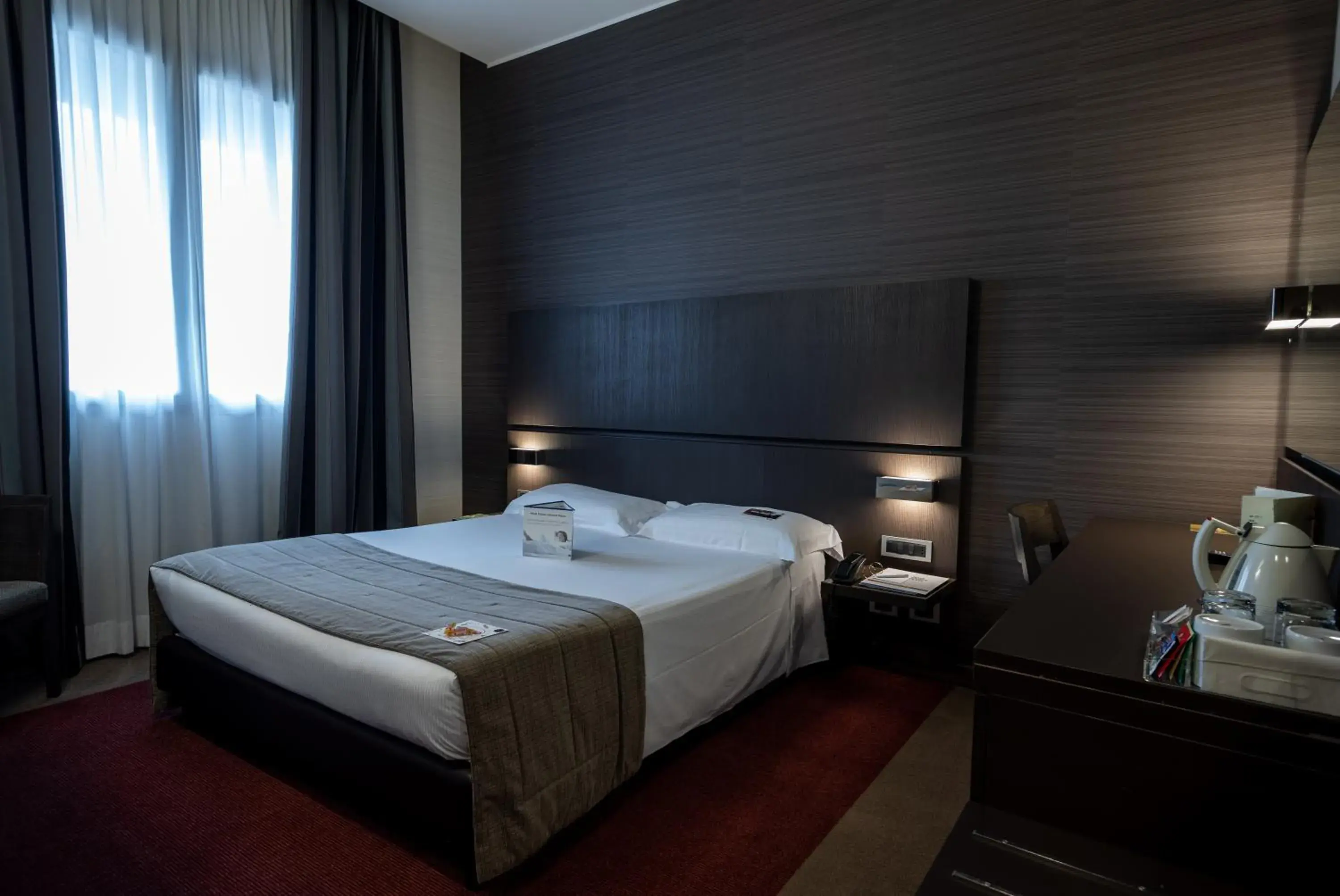 Bed in Best Western Premier Hotel Monza E Brianza Palace