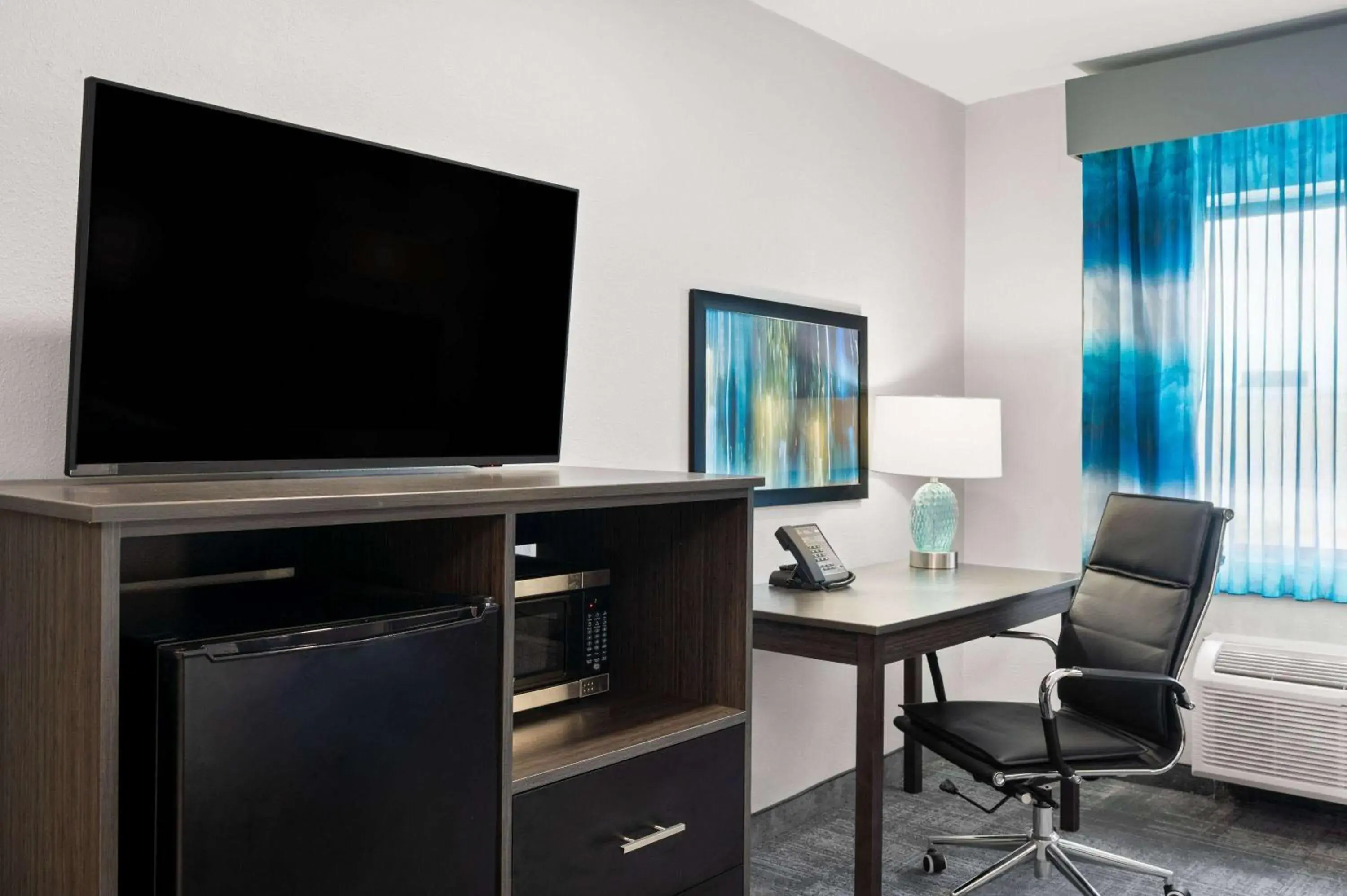 Other, TV/Entertainment Center in La Quinta Inn by Wyndham Indianapolis Airport Executive Dr