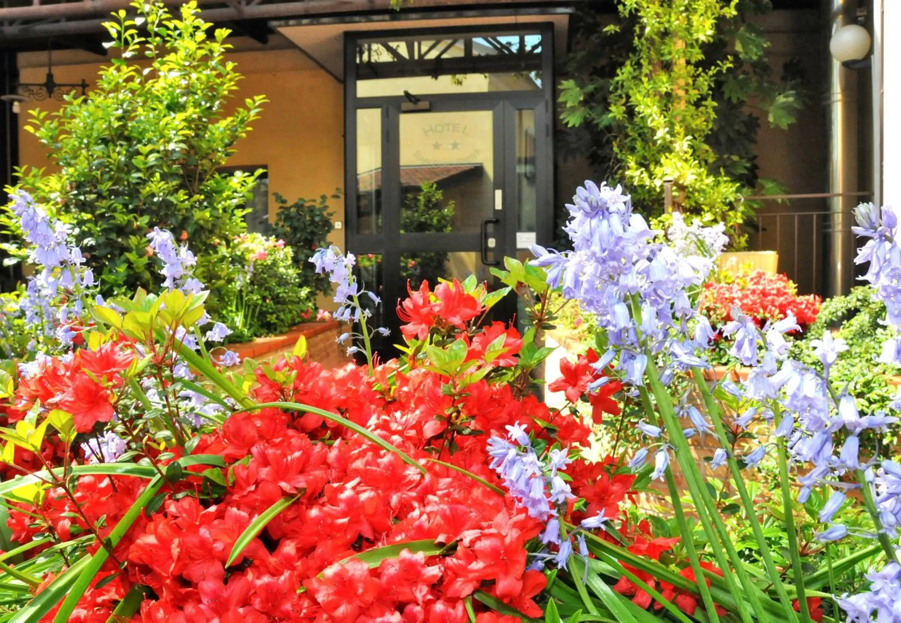 Facade/entrance, Garden in Hotel San Siro Fiera
