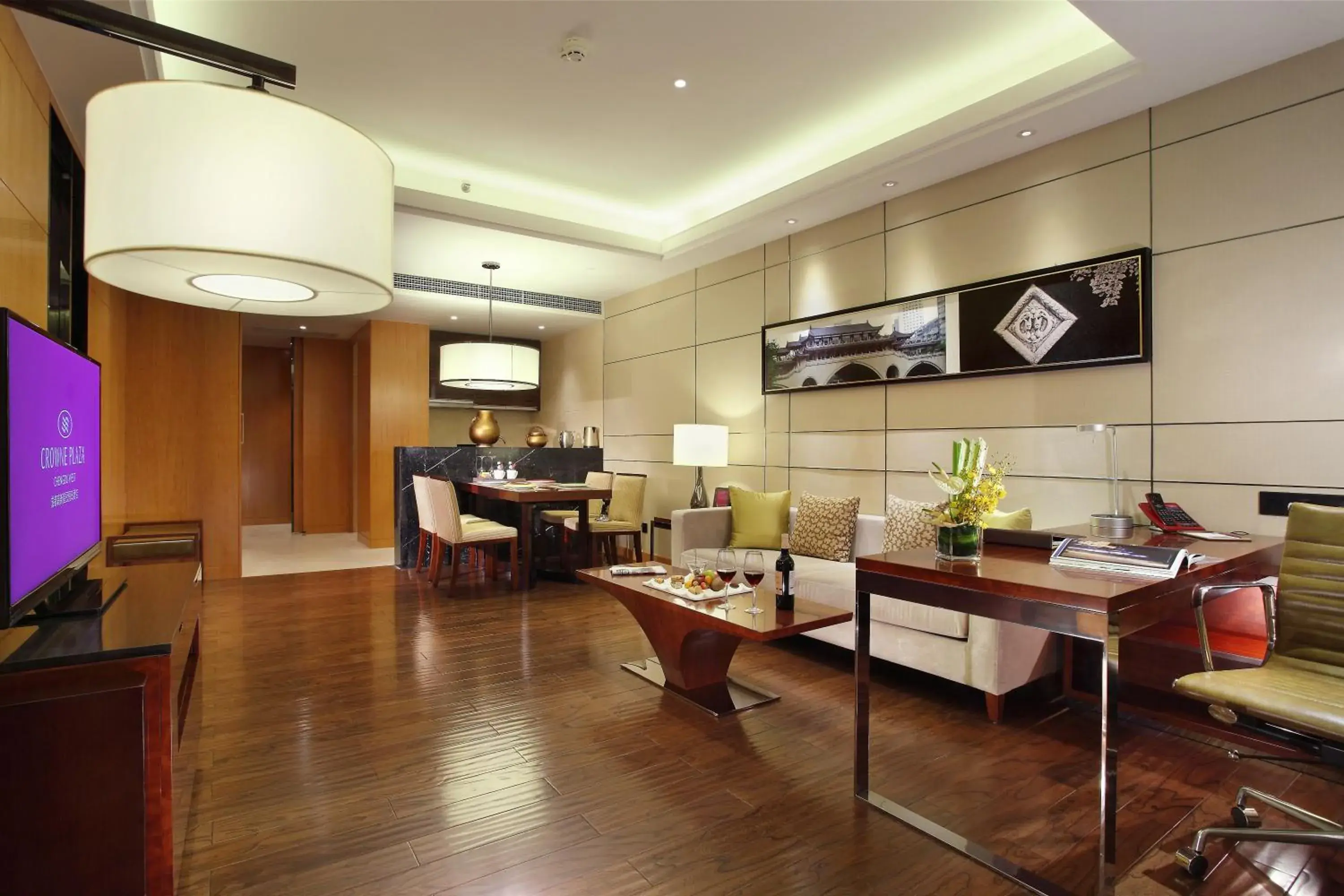 Photo of the whole room, Restaurant/Places to Eat in Crowne Plaza Chengdu West, an IHG Hotel