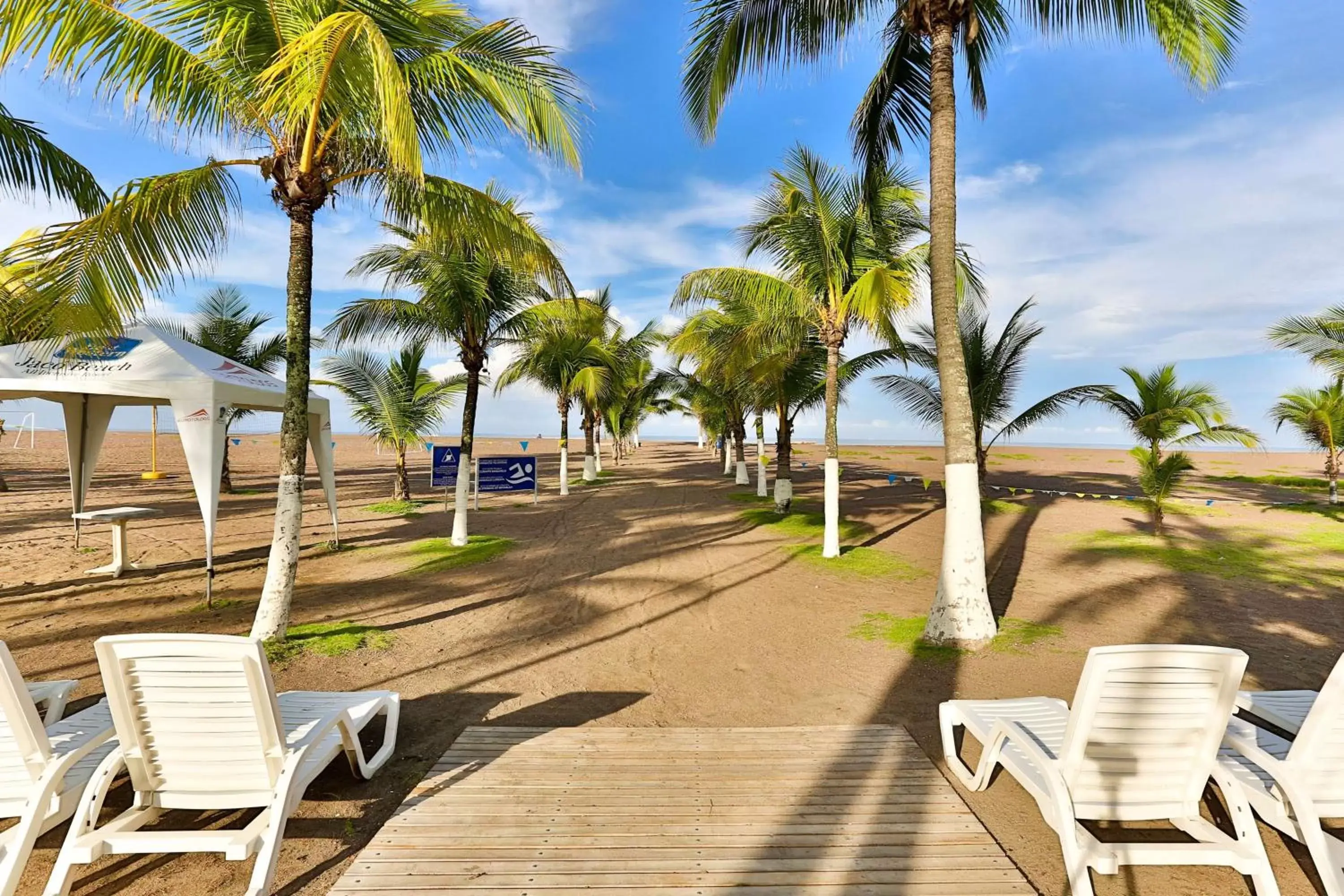 Beach in Best Western Jaco Beach All Inclusive Resort