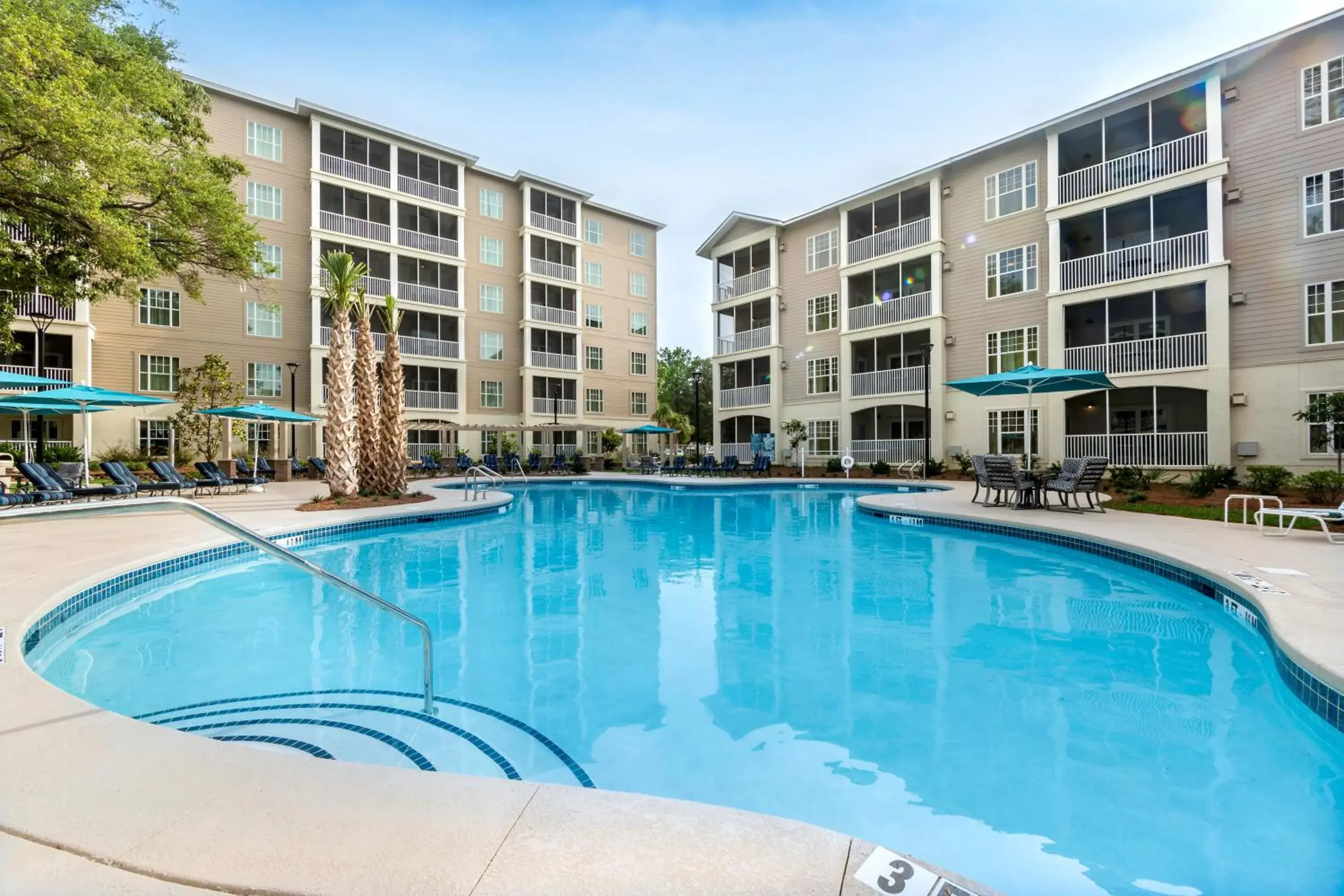 Swimming Pool in Holiday Inn Club Vacations South Beach Resort, an IHG Hotel