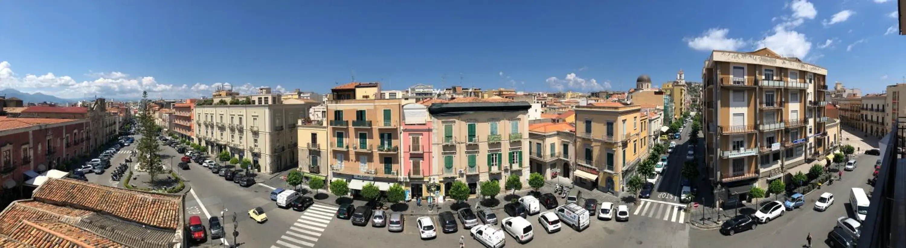 Property building in Albergo Milazzo Inn AiMori Property building in Albergo Milazzo Inn AiMori