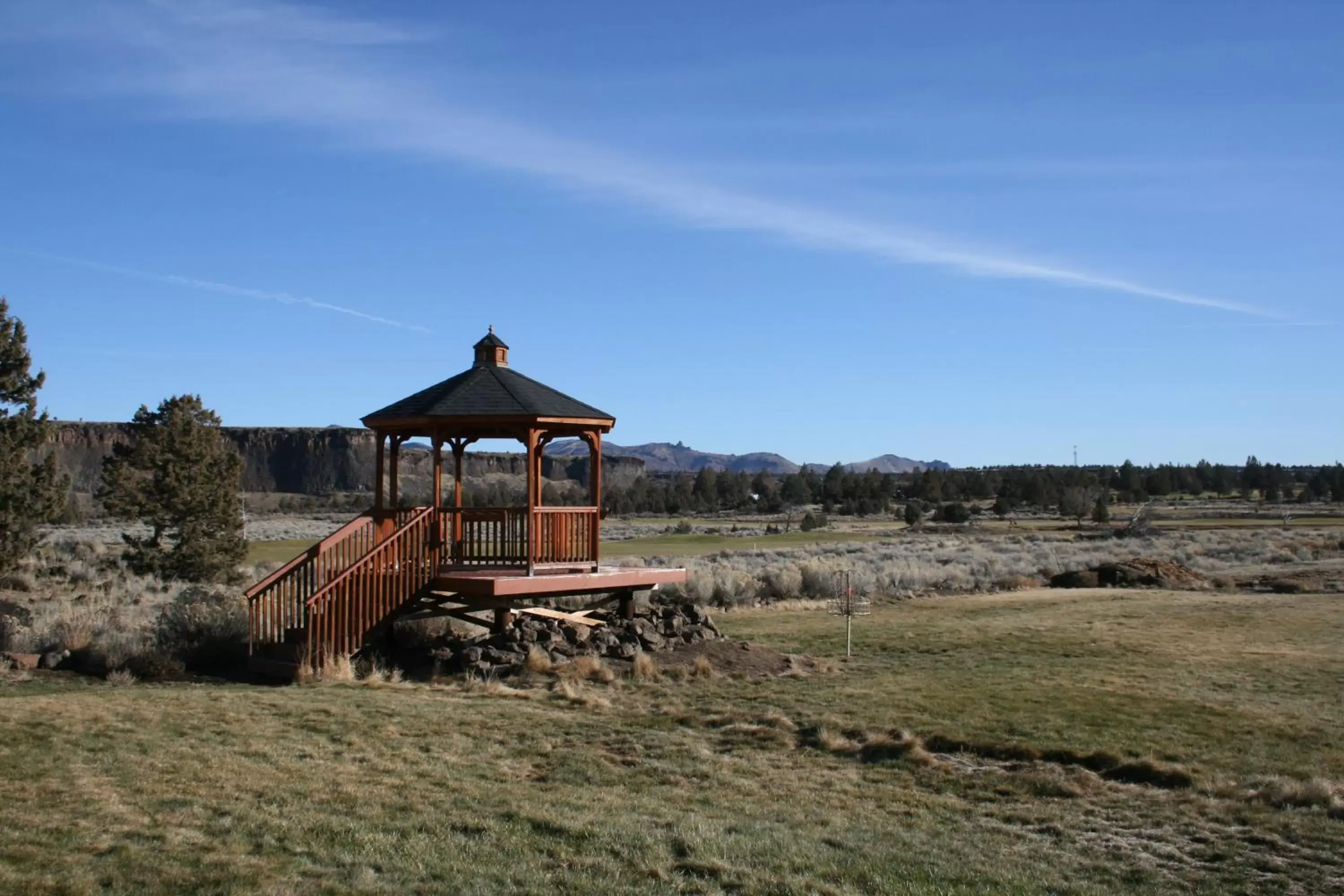 Natural landscape in Crooked River Ranch Cabins