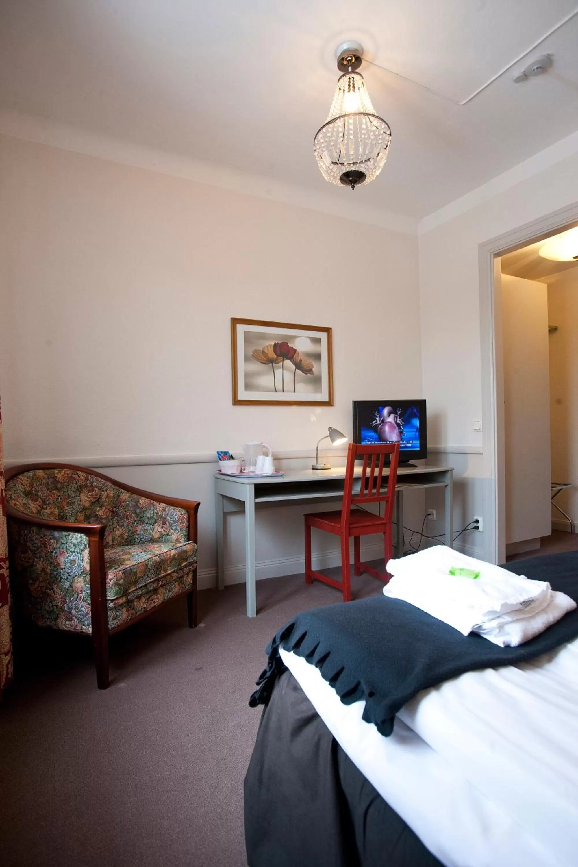 Decorative detail, Bed in Insjöns Hotell