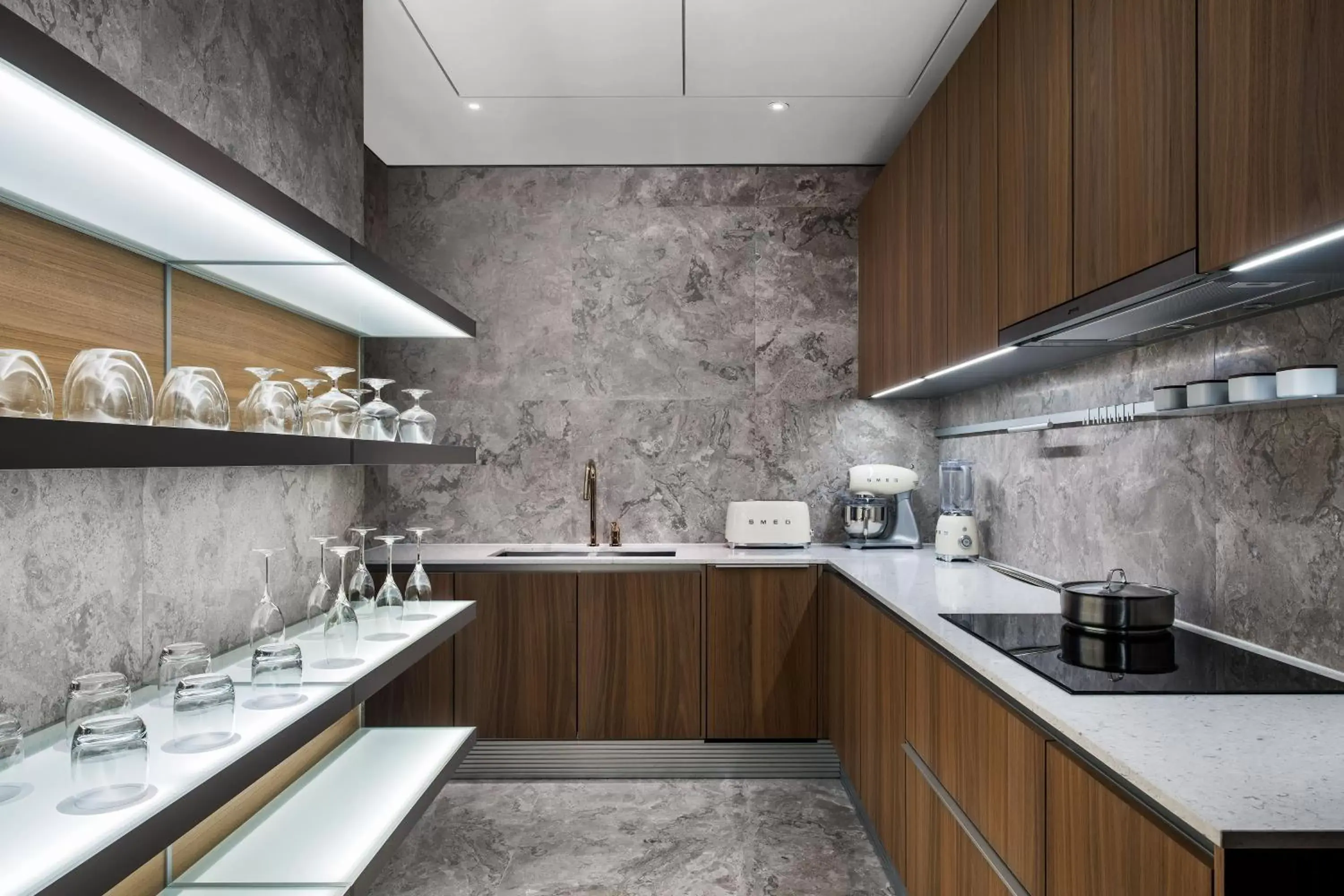 Kitchen or kitchenette, Kitchen/Kitchenette in The St. Regis Hong Kong