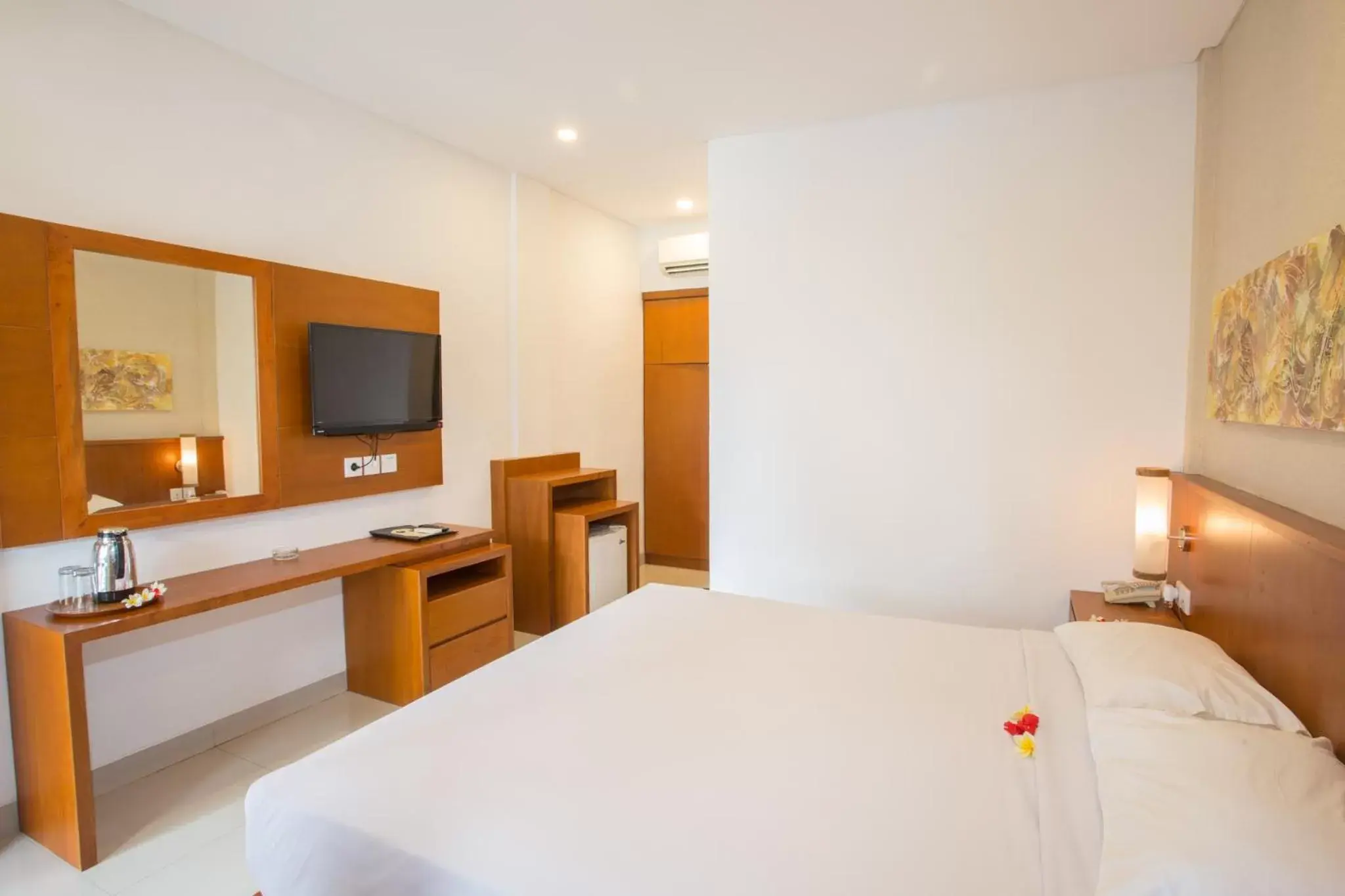 TV and multimedia, Room Photo in Sinar Bali Hotel