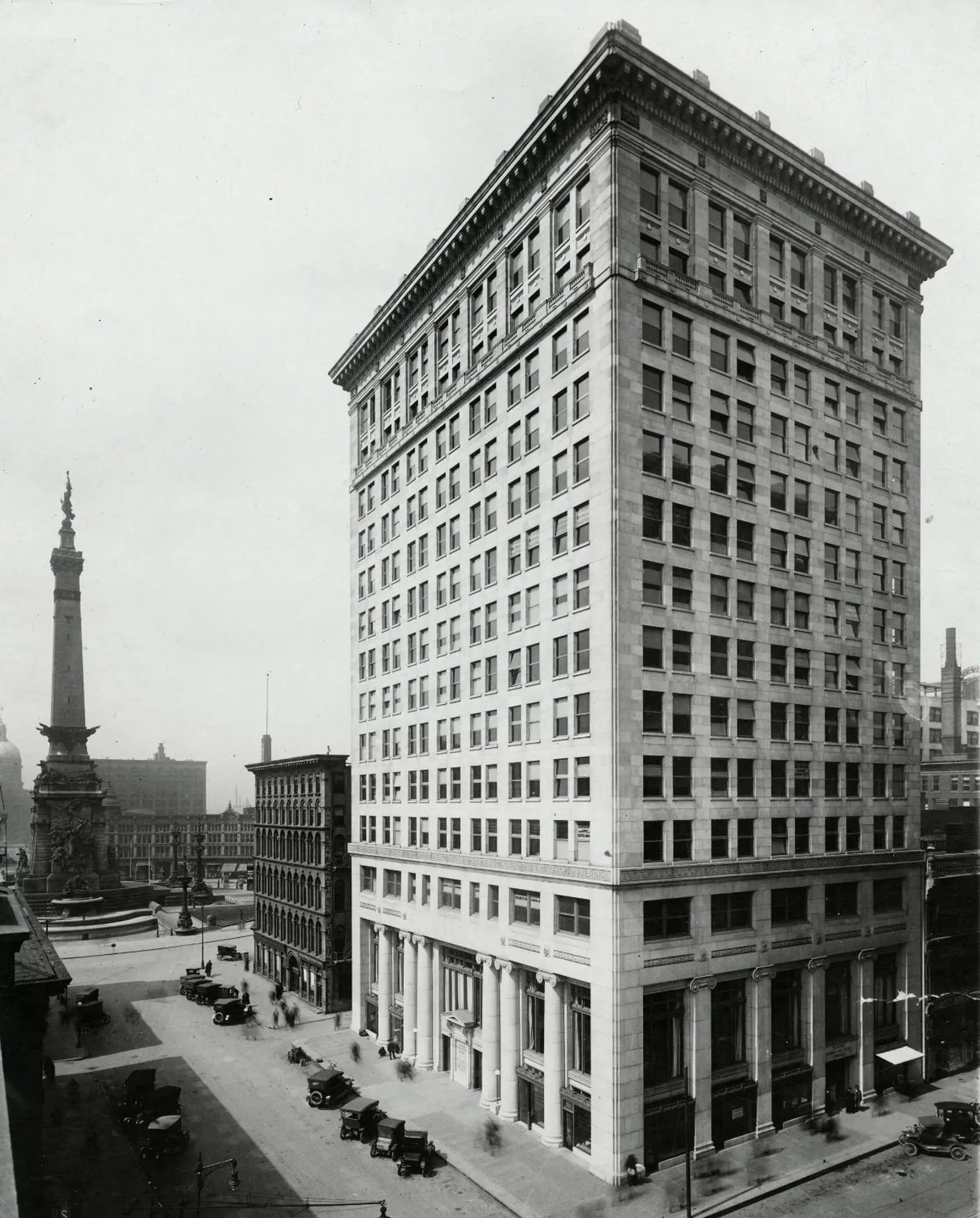 Property building in Hilton Garden Inn Indianapolis Downtown