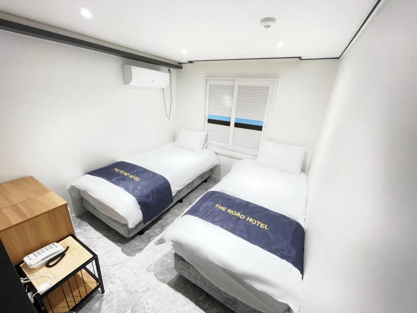 Decorative detail, Bed in The Road Hotel