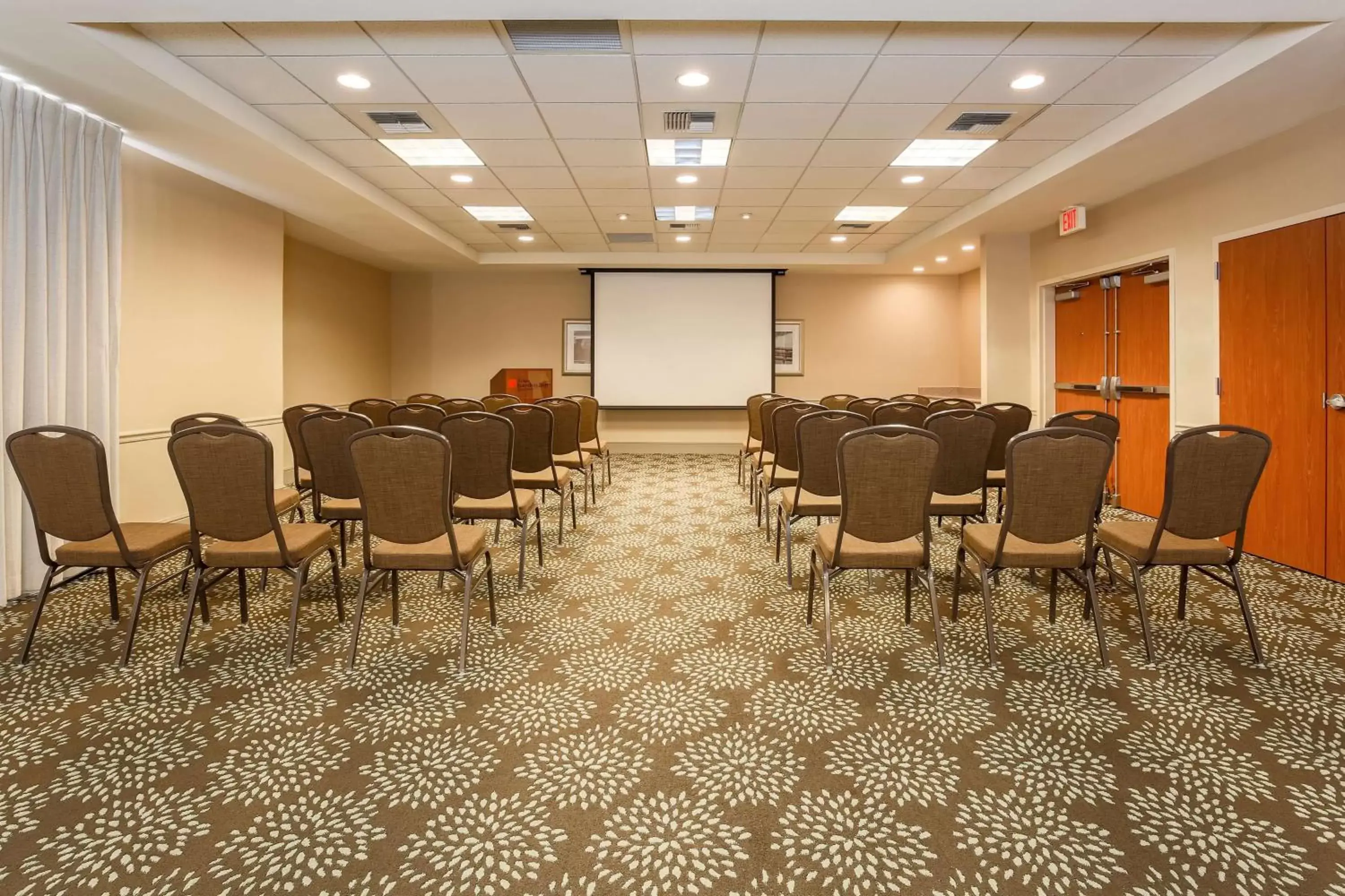 Meeting/conference room in Hilton Garden Inn Bakersfield