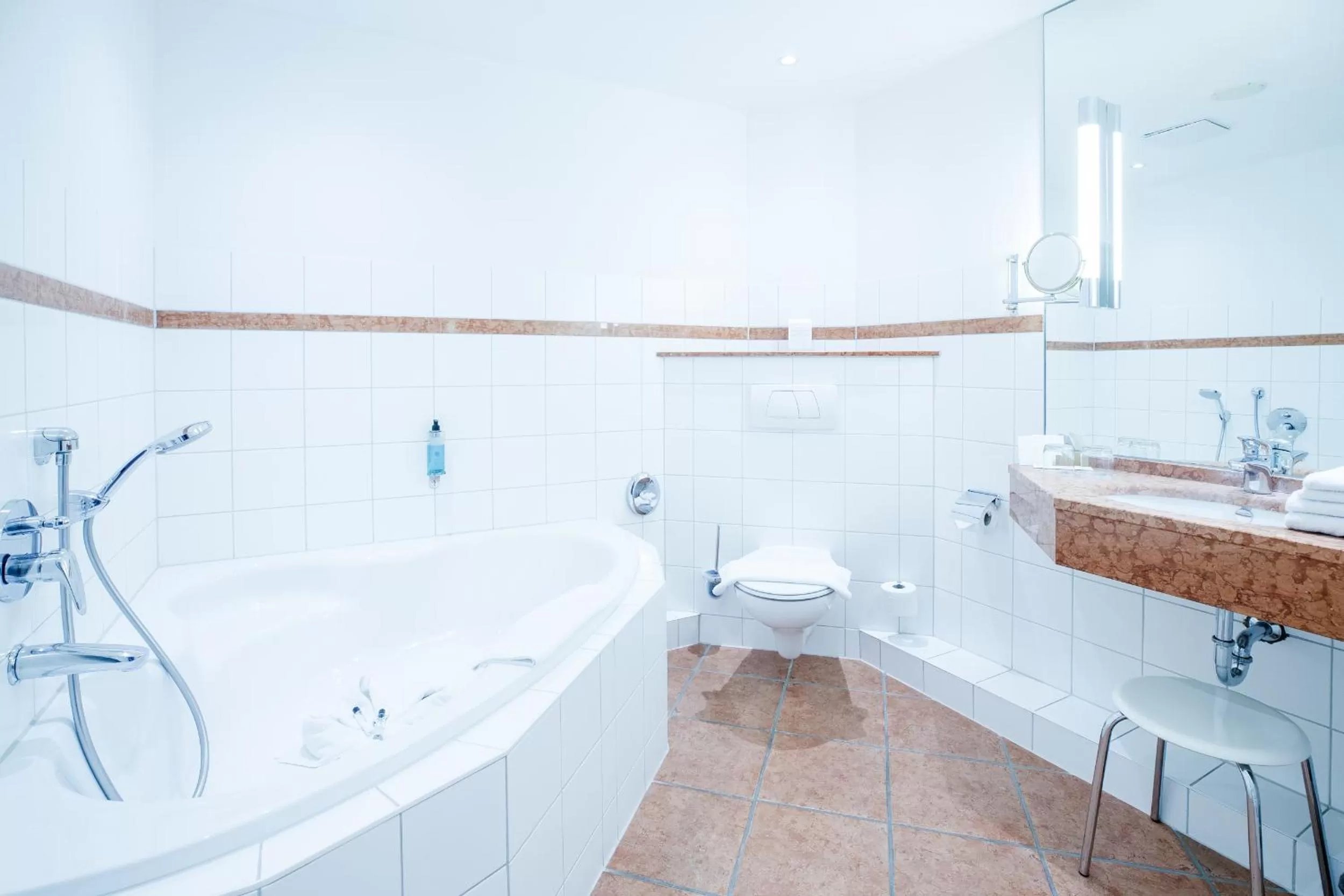 Toilet in Kurhaus am Inselsee