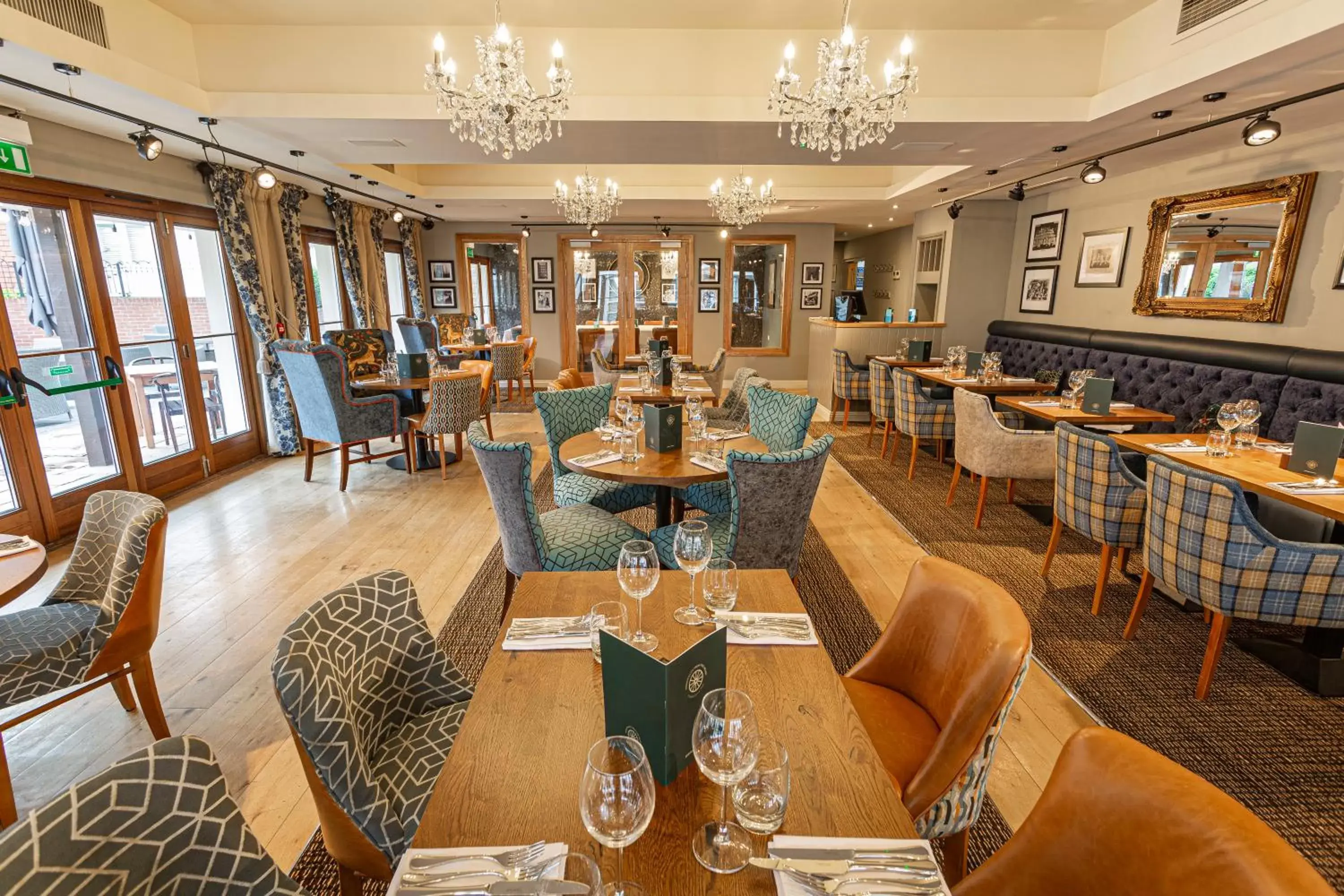 Restaurant/Places to Eat in The White Horse Hotel, Romsey, Hampshire