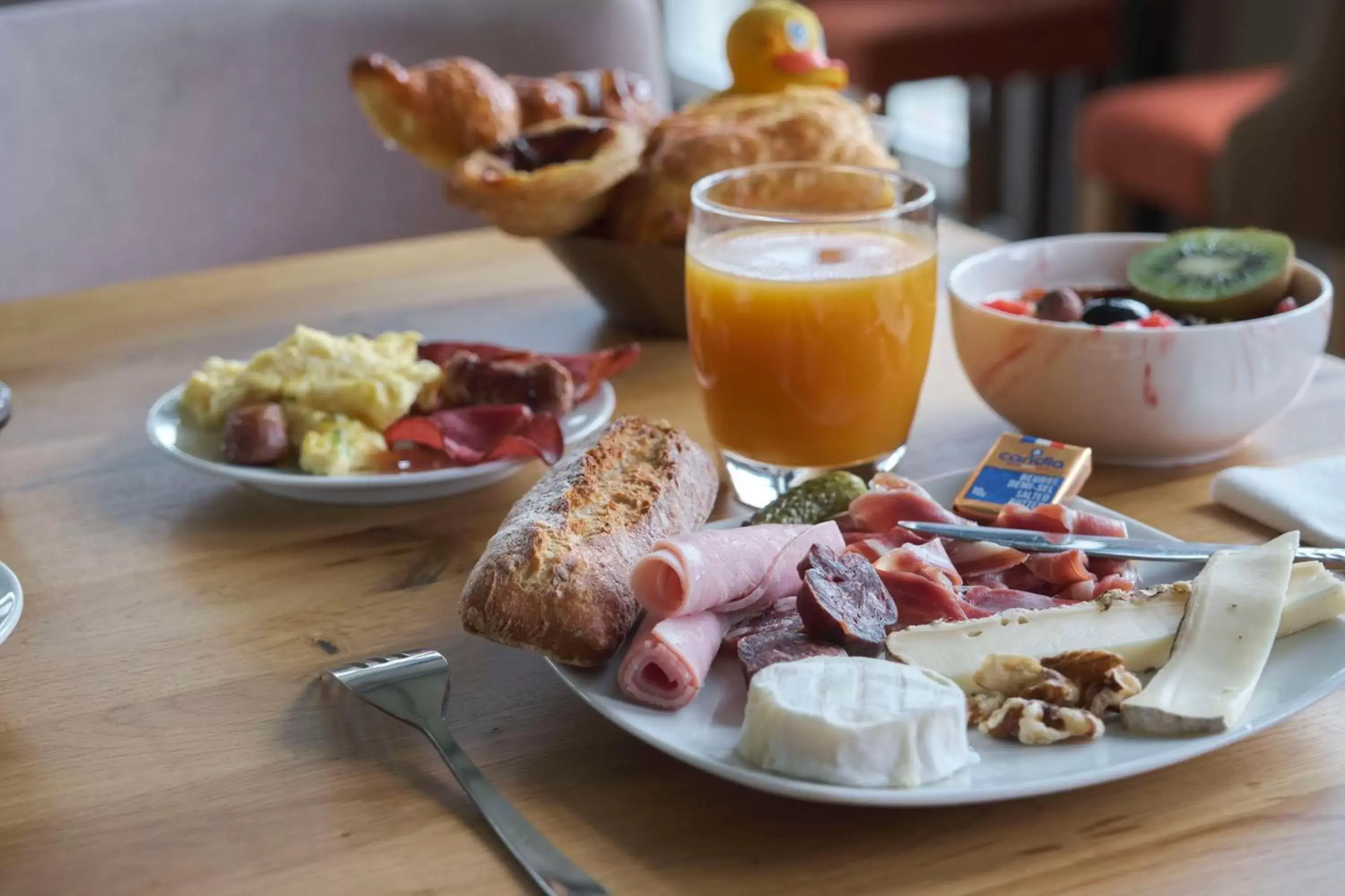 Breakfast in Best Western Plus Le Canard sur le Toit Breakfast in Best Western Plus Le Canard sur le Toit