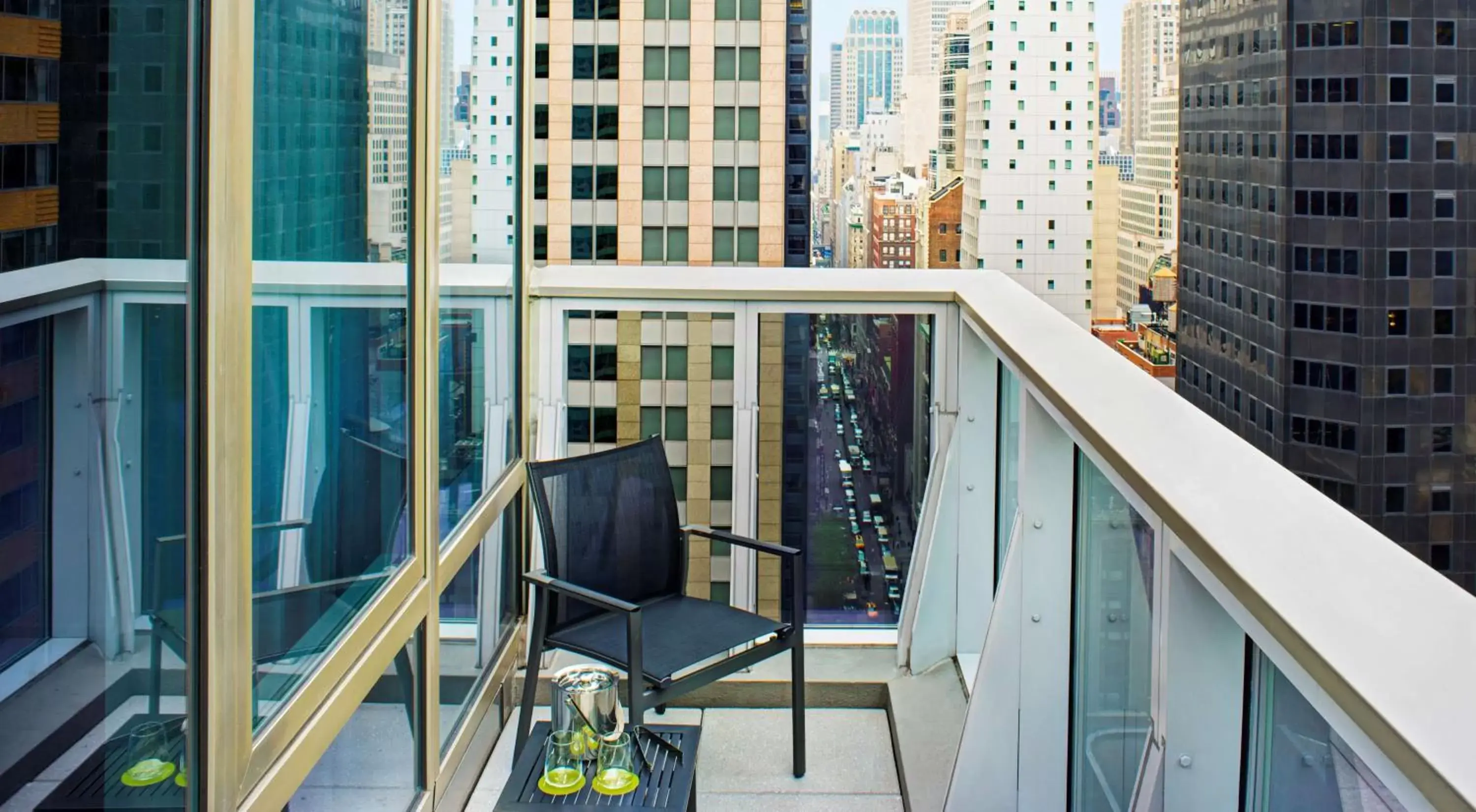 Bedroom, Balcony/Terrace in Hyatt Centric Times Square New York