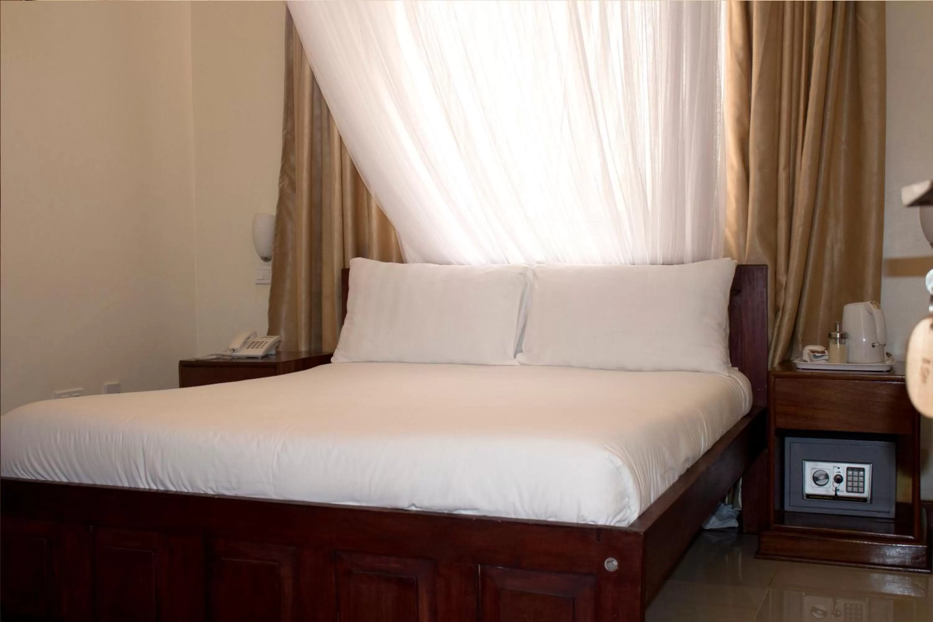 Bed in Al-Nisaa Hotel and Spa
