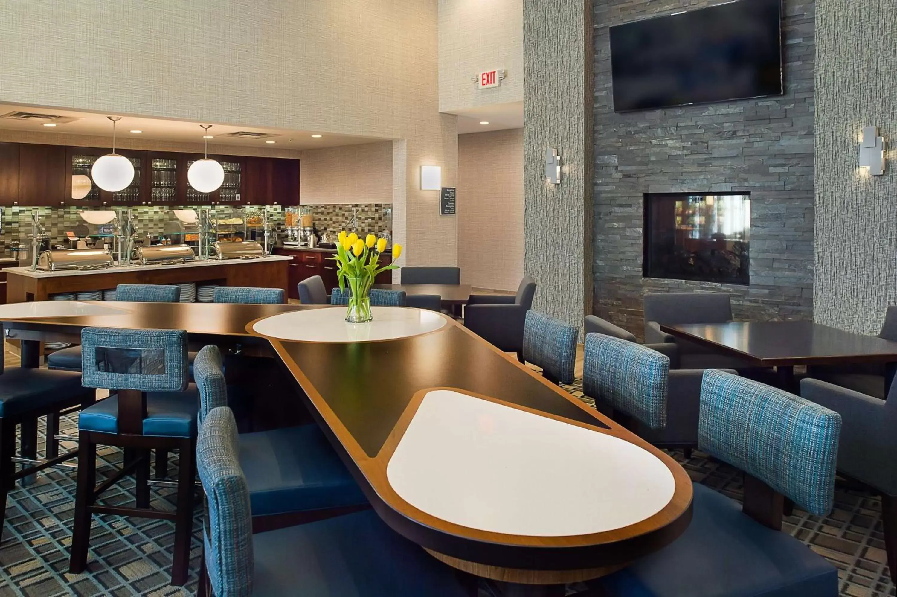 Lobby or reception, Lounge/Bar in Homewood Suites by Hilton St. Louis Westport