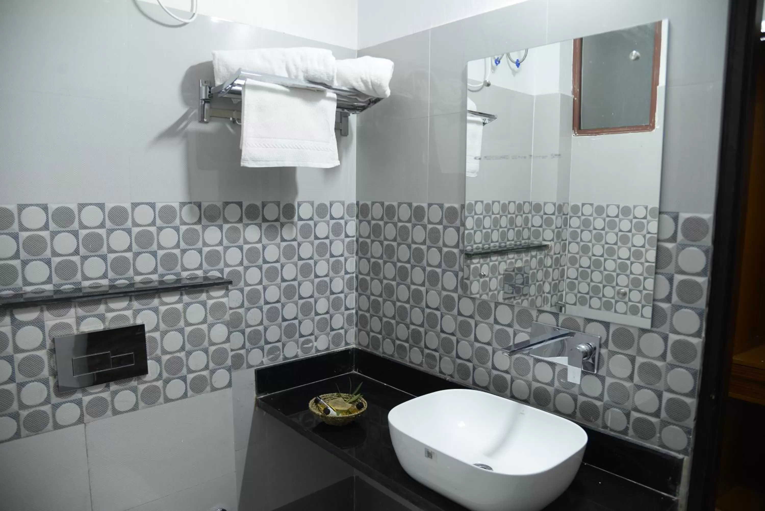 Bathroom in Omak Tiger Seven