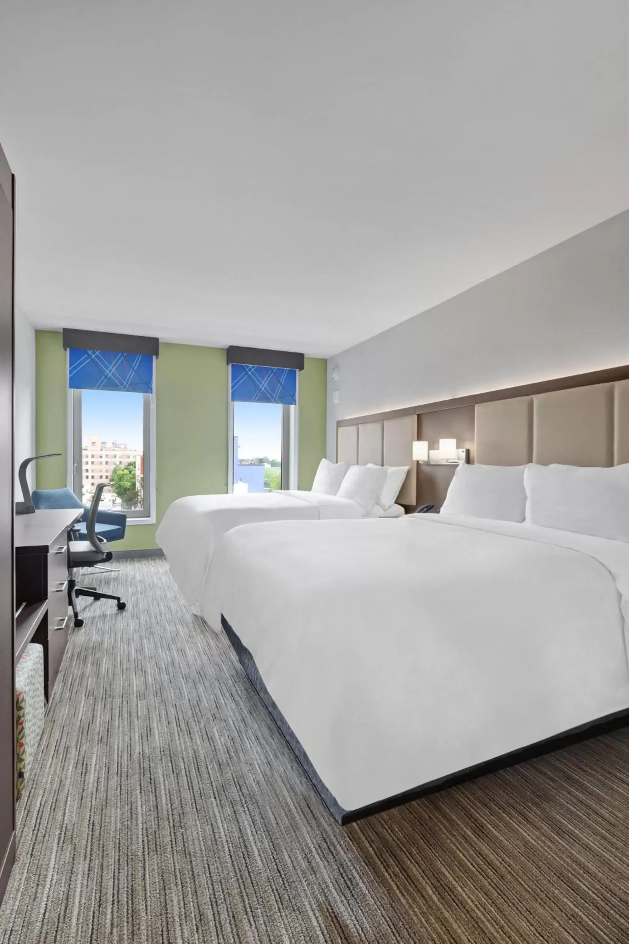 Bed in Holiday Inn Express - Brooklyn - Bushwick , an IHG Hotel