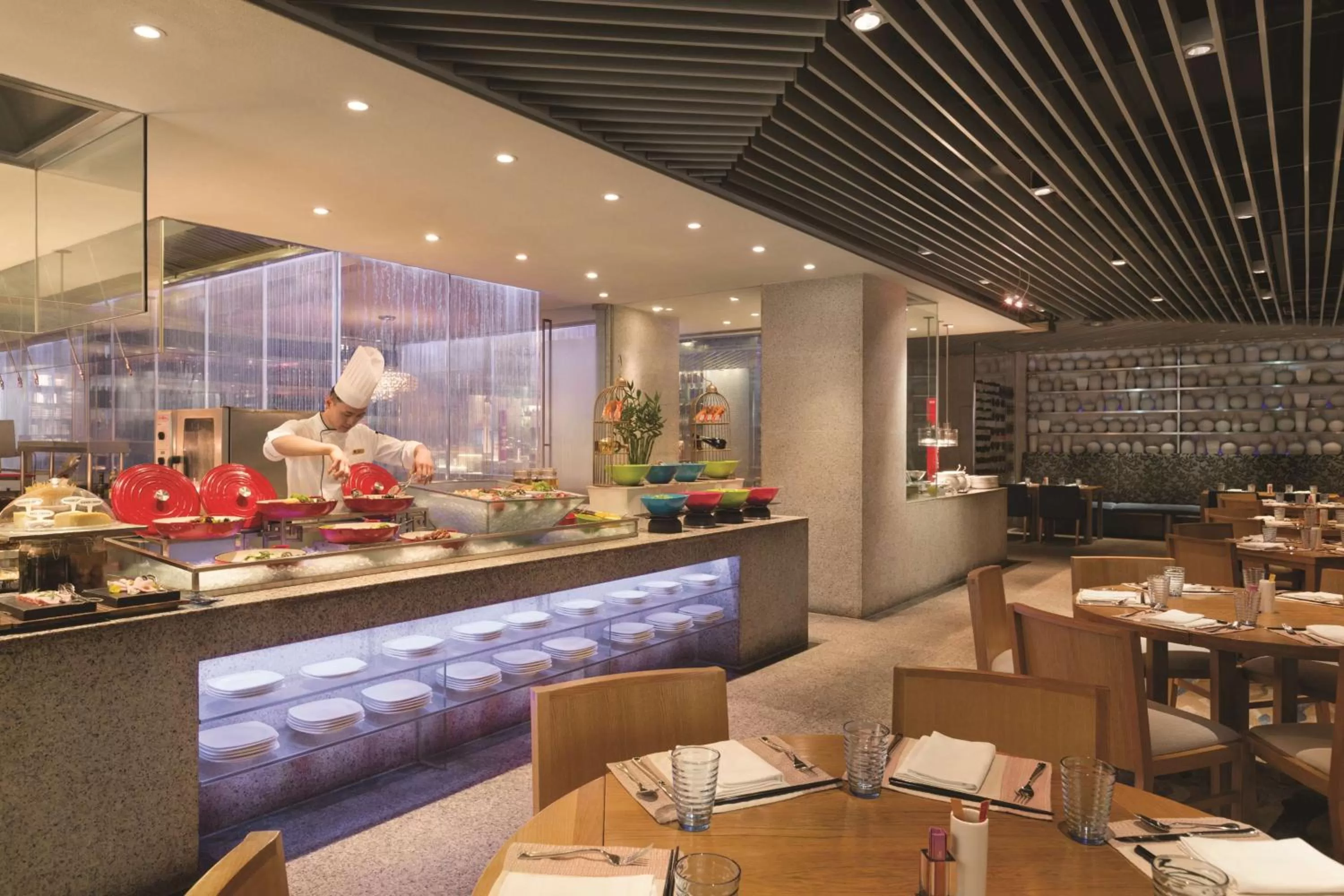 Restaurant/places to eat in Shangri-La Qingdao - May Fourth Square