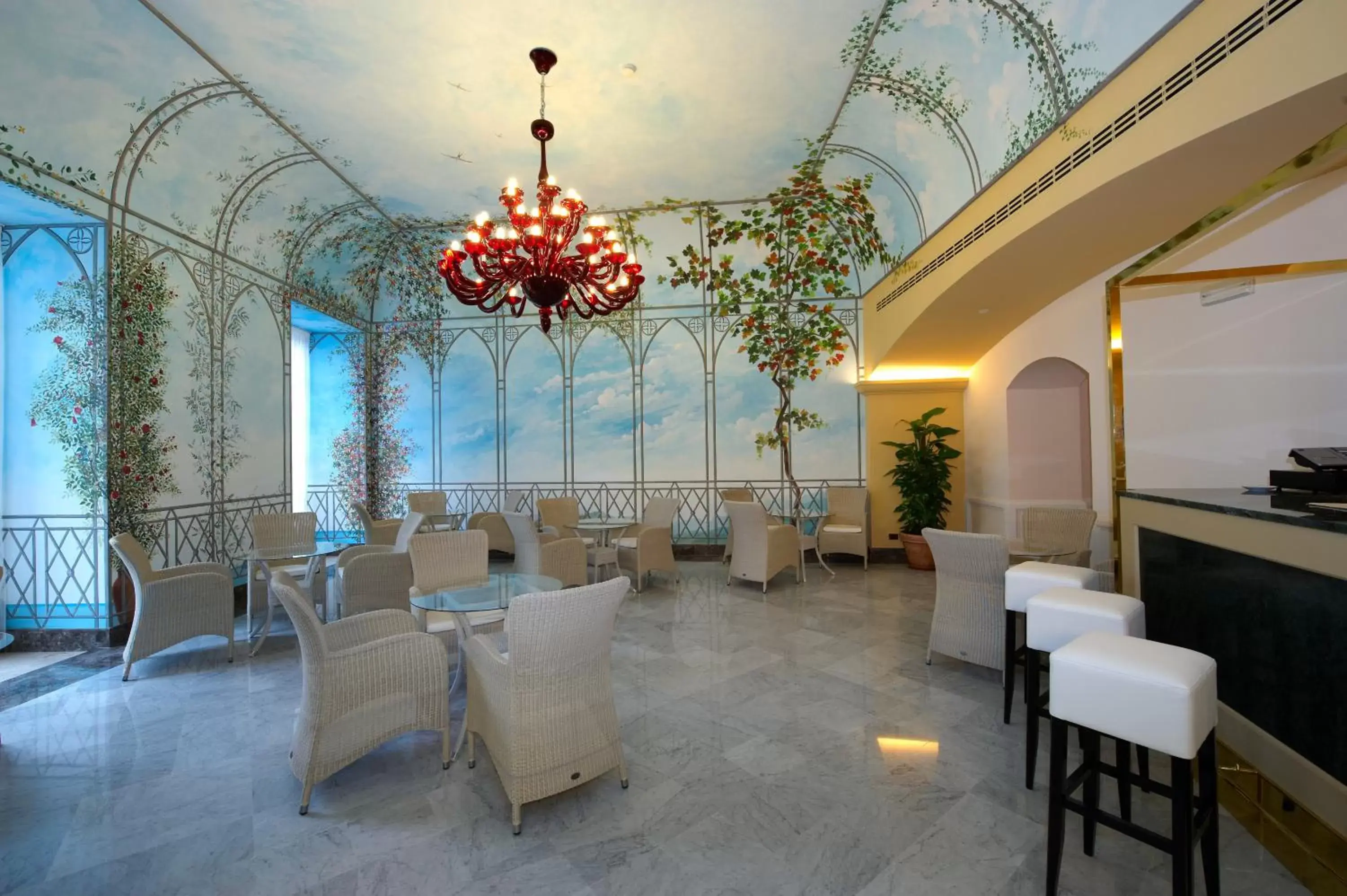 Lounge or bar, Restaurant/Places to Eat in Grand Hotel Piazza Borsa