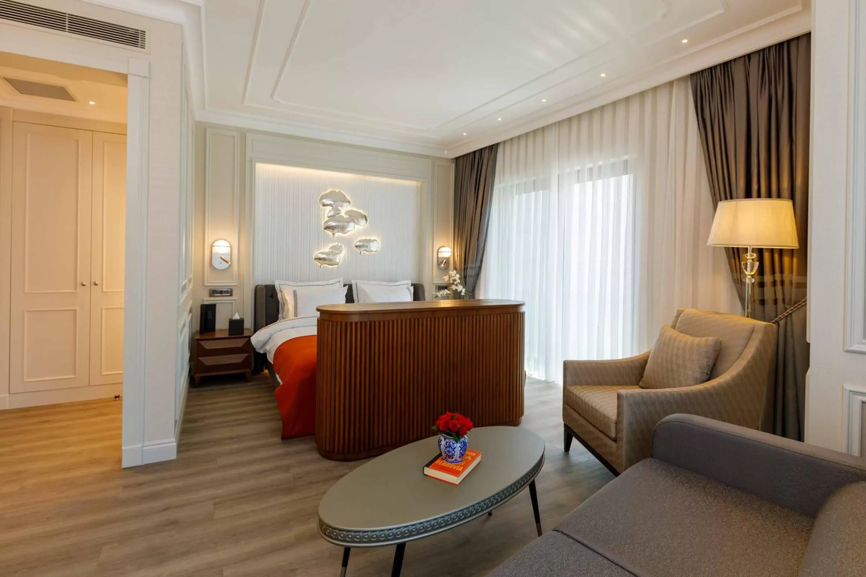 Bedroom, Seating Area in Amiral Palace Hotel Boutique Class