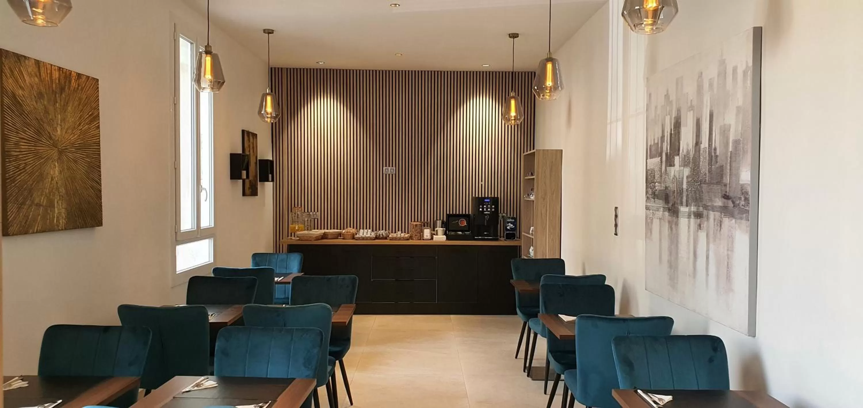 Breakfast in Hôtel L'Alsace