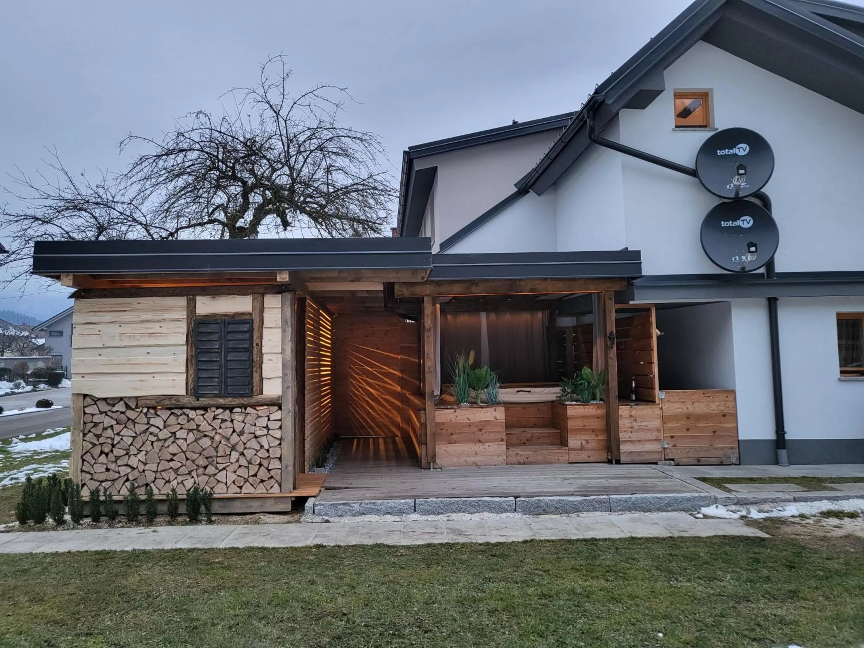 Hot Tub in Hiša stare mame