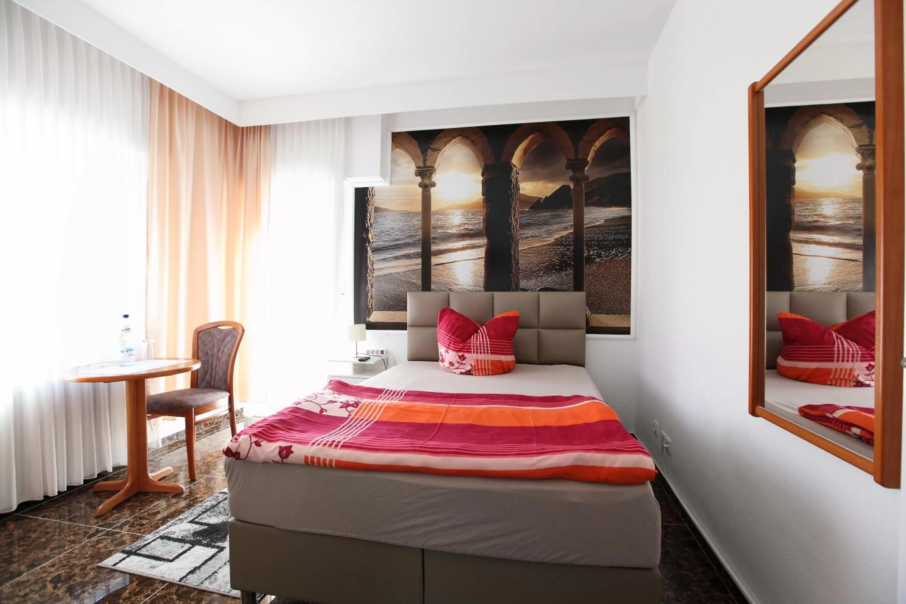 Photo of the whole room, Bed in Hotel Sofia