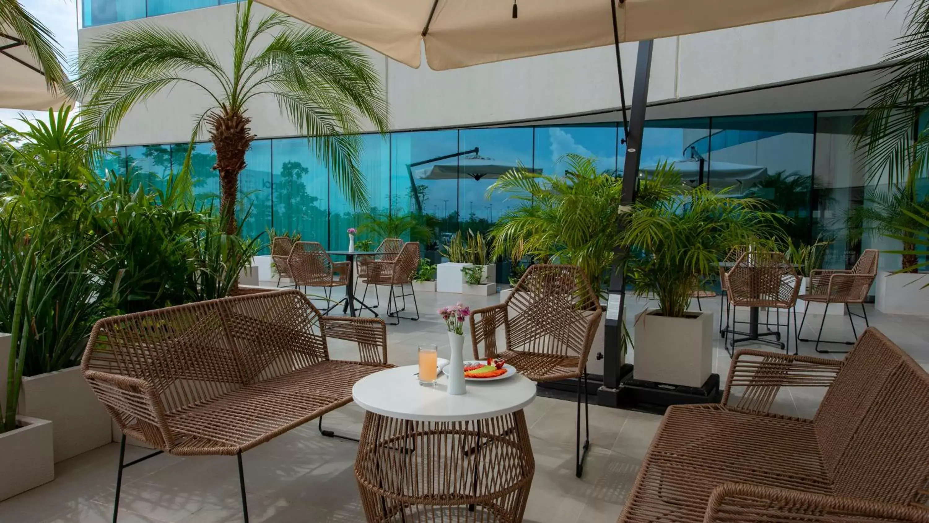 Other, Restaurant/Places to Eat in Holiday Inn & Suites - Merida La Isla, an IHG Hotel