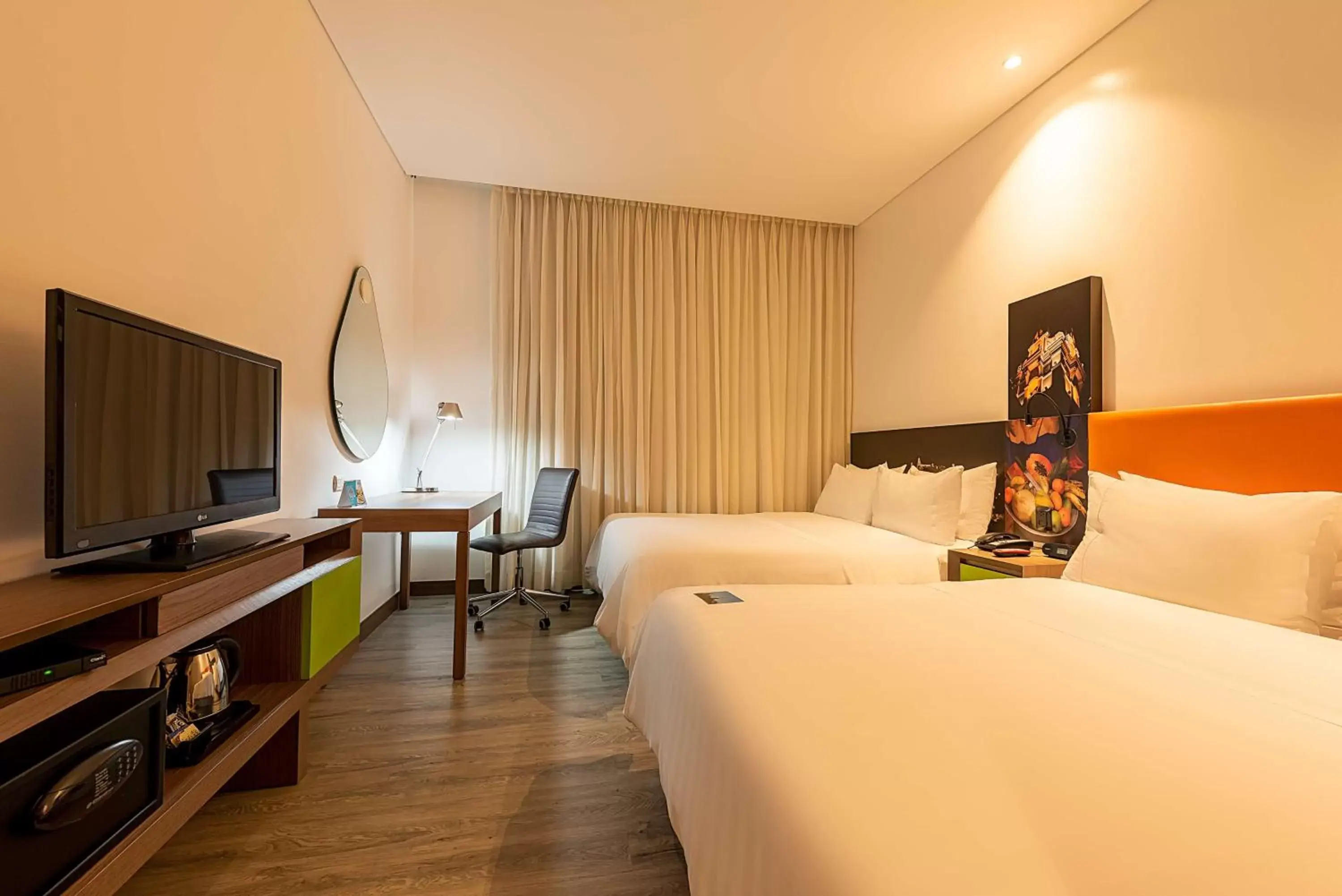Bedroom, Bed in Hampton by Hilton Cartagena