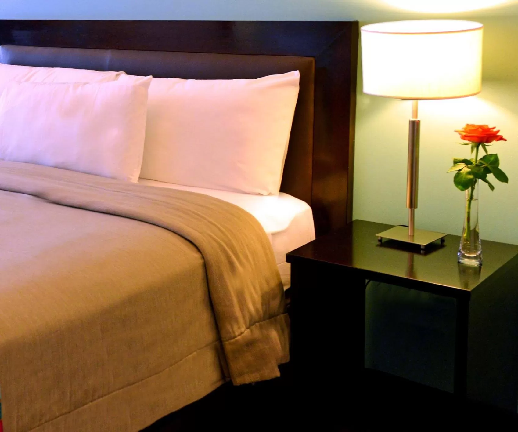 Bed in Rochester Hotel Classic