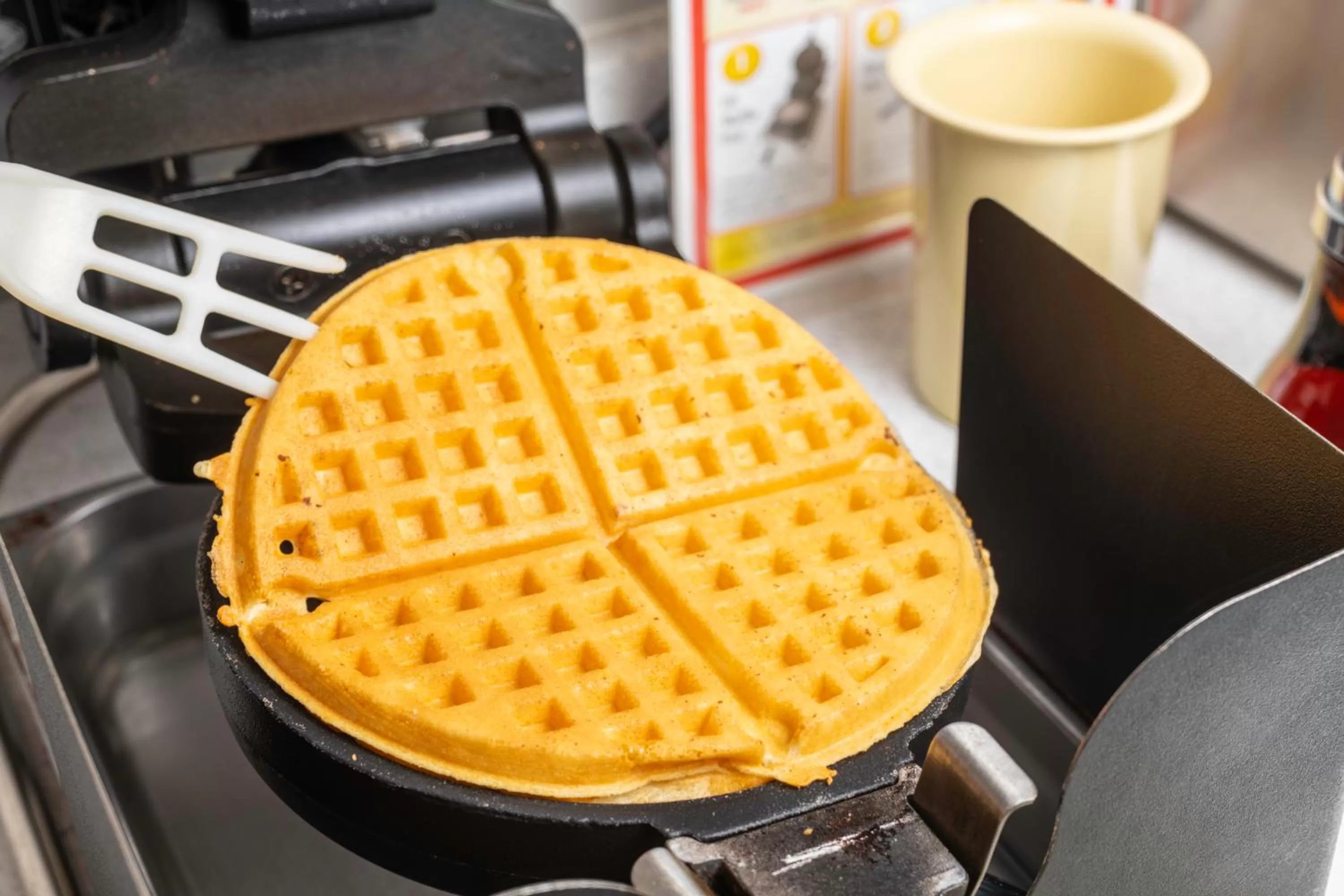 Breakfast in Country Inn & Suites by Radisson, Rocky Mount, NC