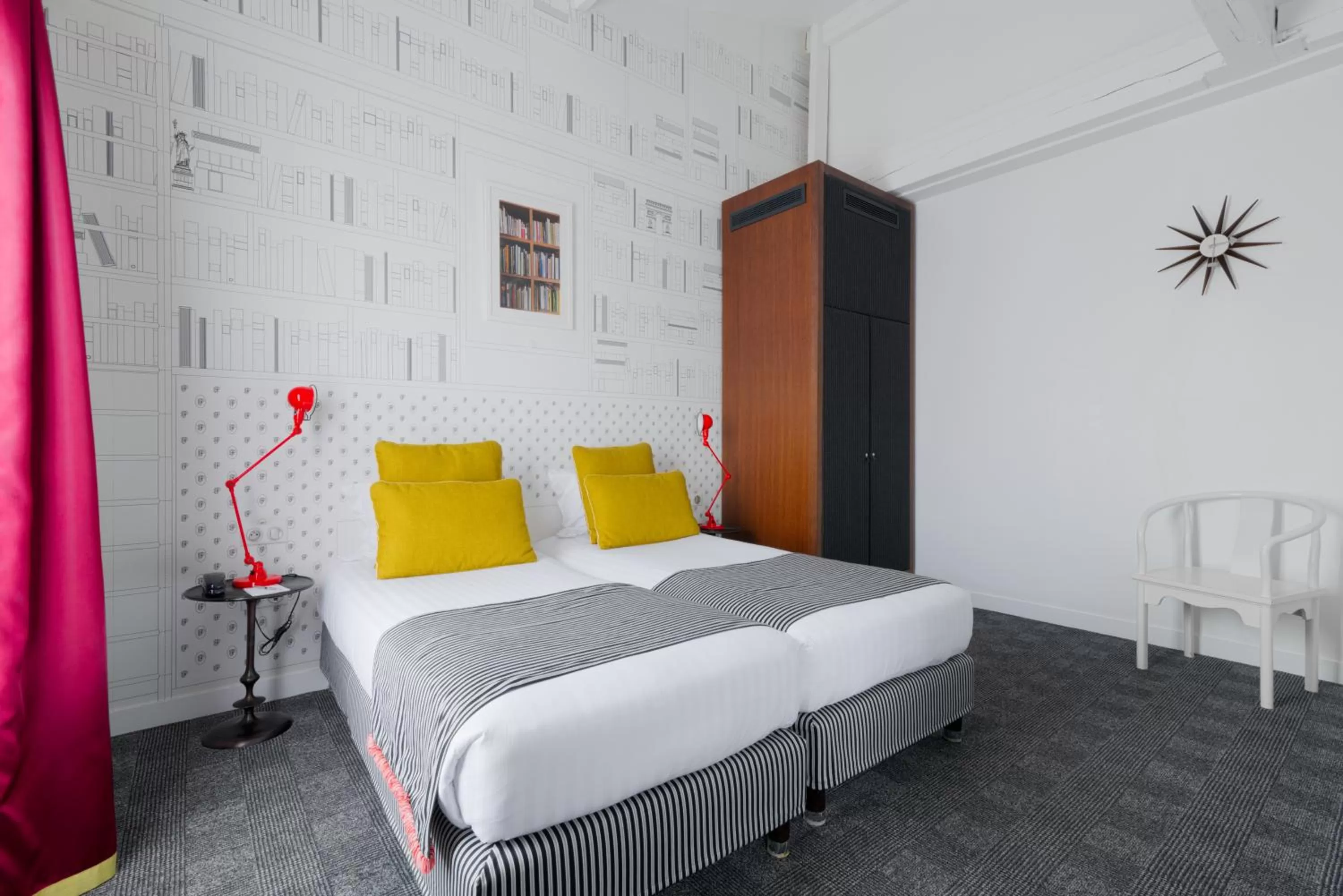 Photo of the whole room, Bed in Hotel Joyce - Astotel