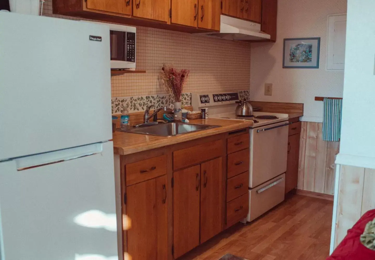 Kitchen/Kitchenette in Pioneer Inn Downtown