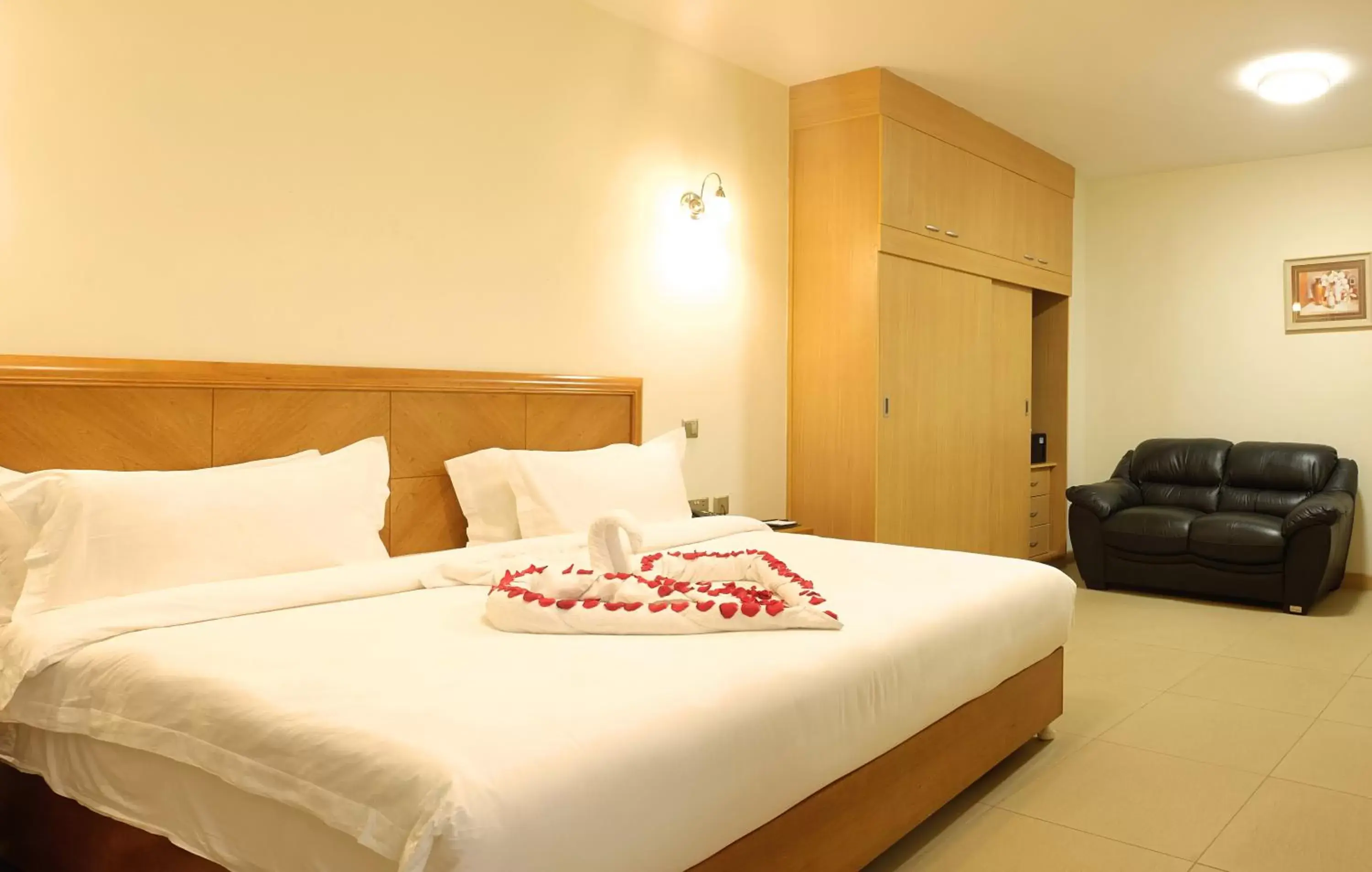 Executive Suite in Lotos Inn & Suites, Nairobi Executive Suite in Lotos Inn & Suites, Nairobi