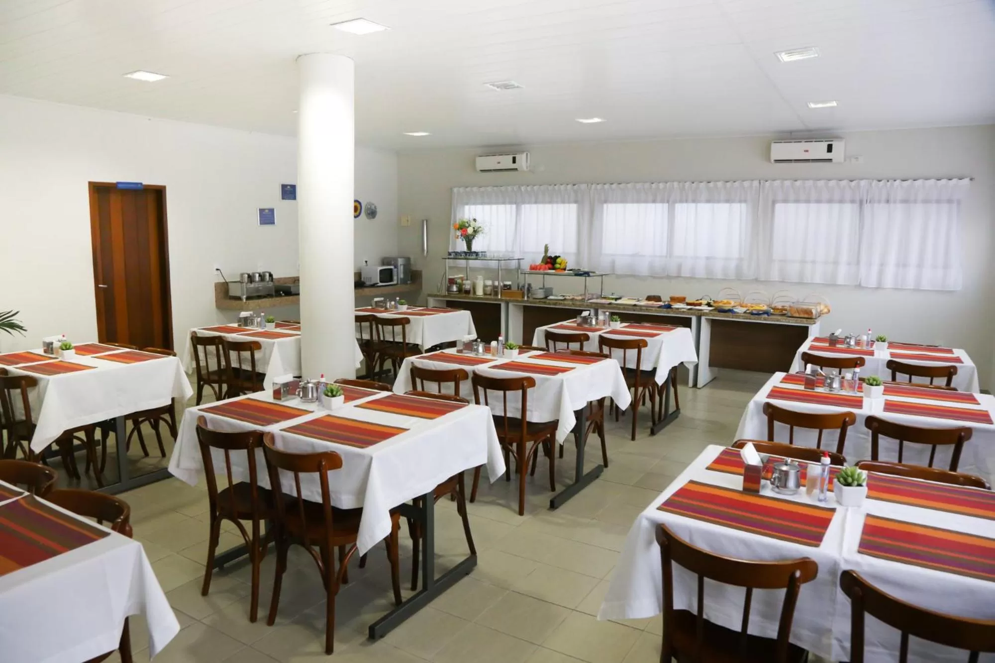 Restaurant/places to eat in Hotel Porto do Sol