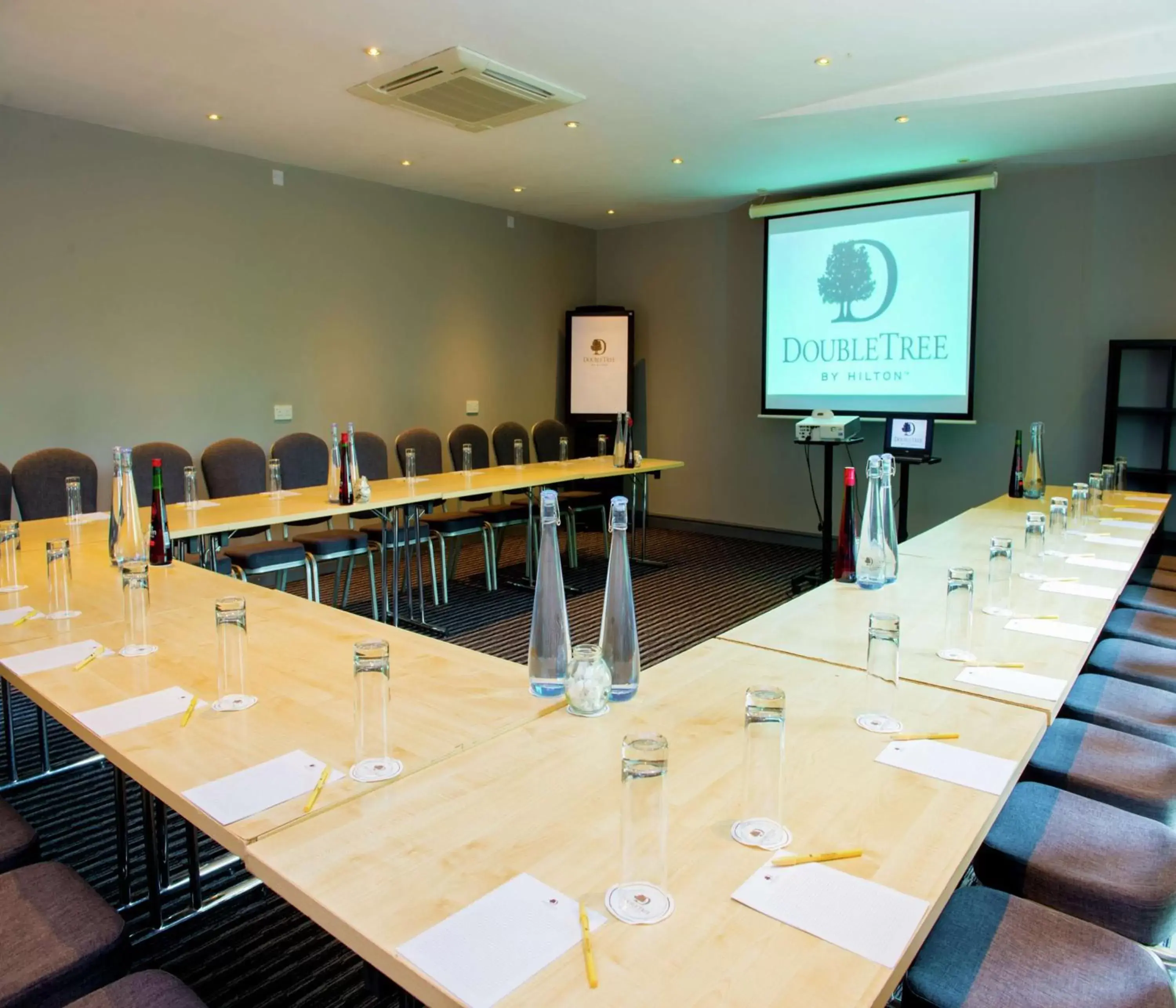 Meeting/conference room, Business Area/Conference Room in DoubleTree by Hilton Bristol South - Cadbury House