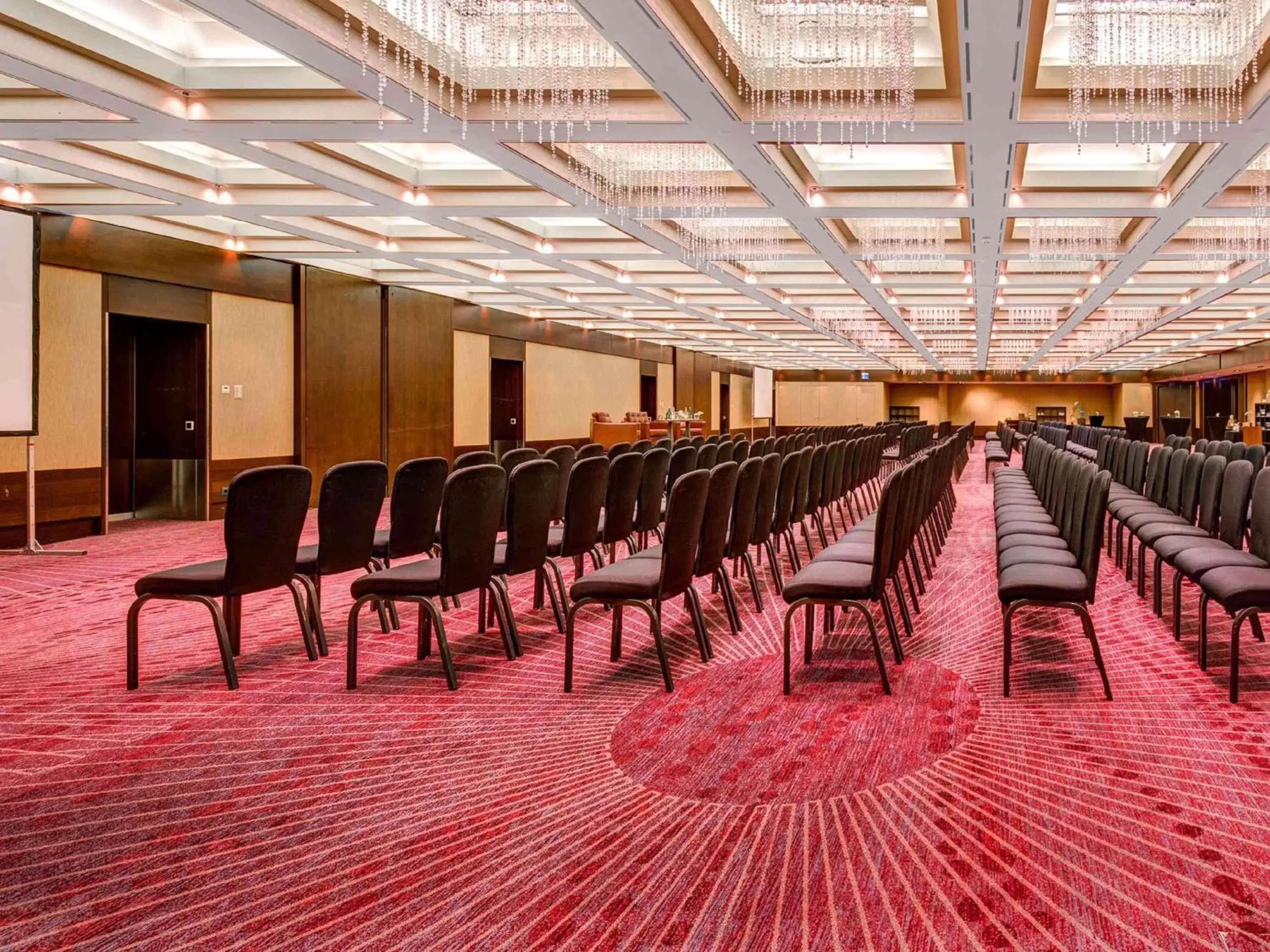 Meeting/conference room in Fairmont Grand Hotel Geneva