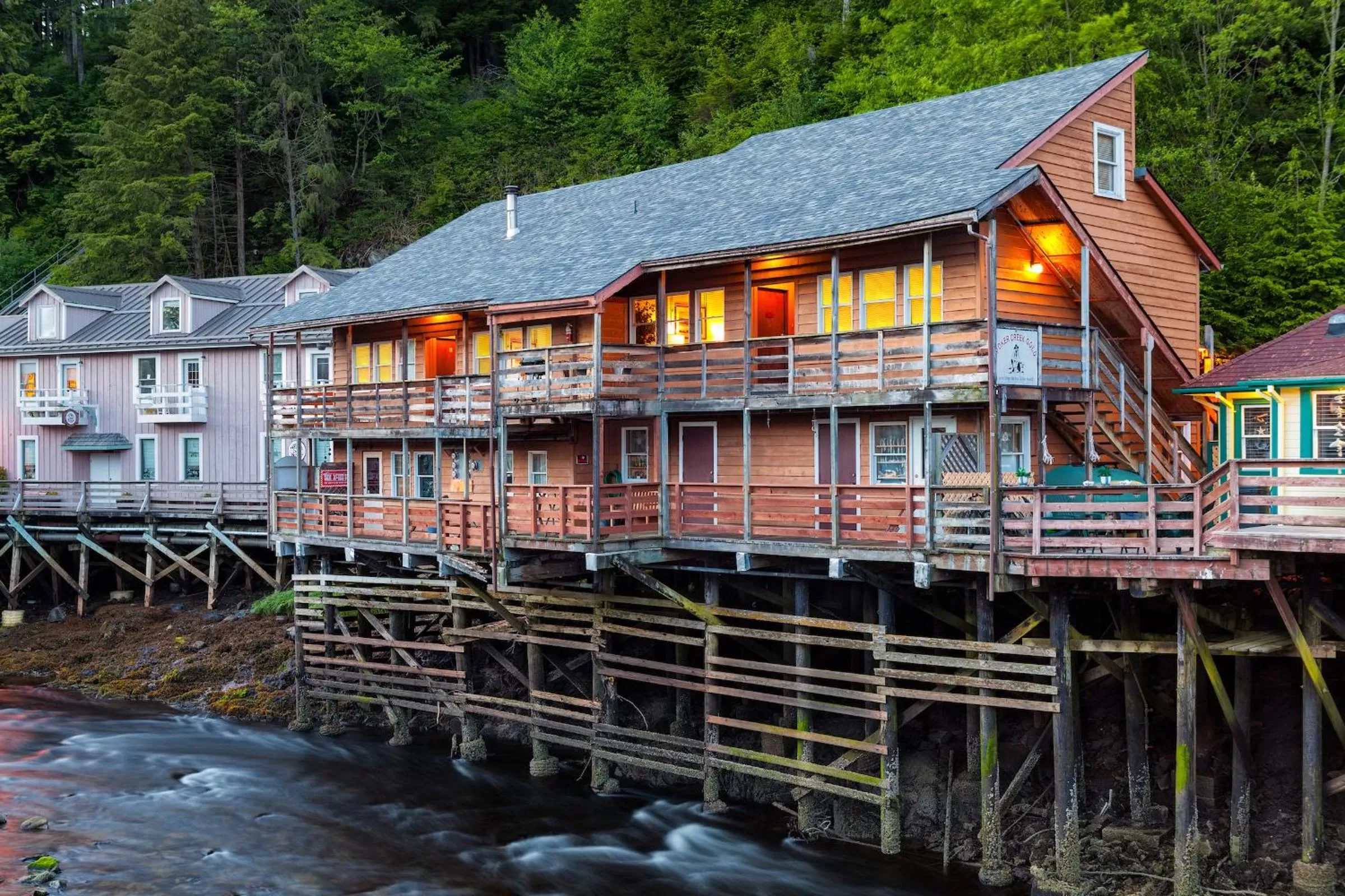 Property building in Inn At Creek Street