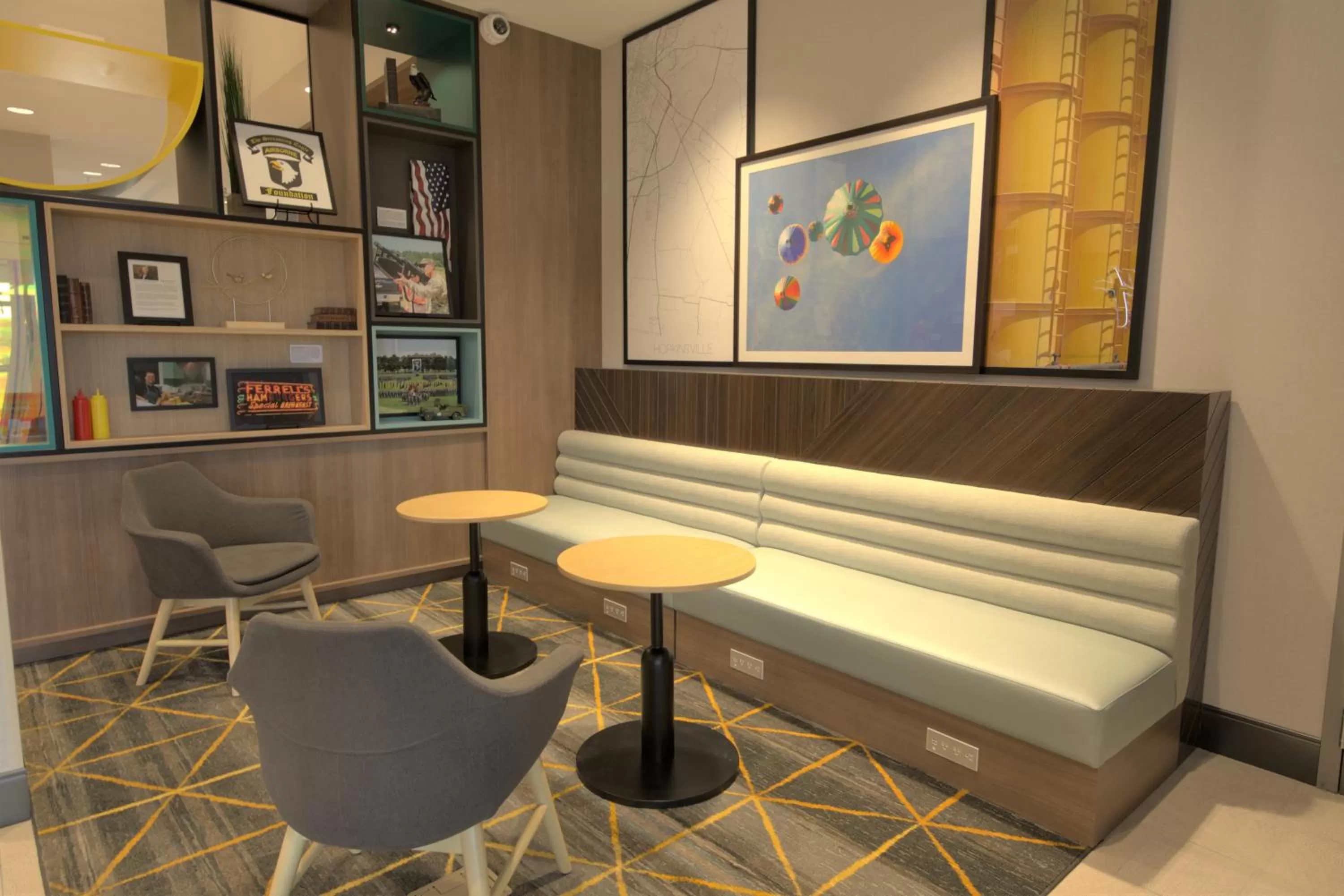 Property building in Holiday Inn & Suites - Hopkinsville - Convention Ctr by IHG