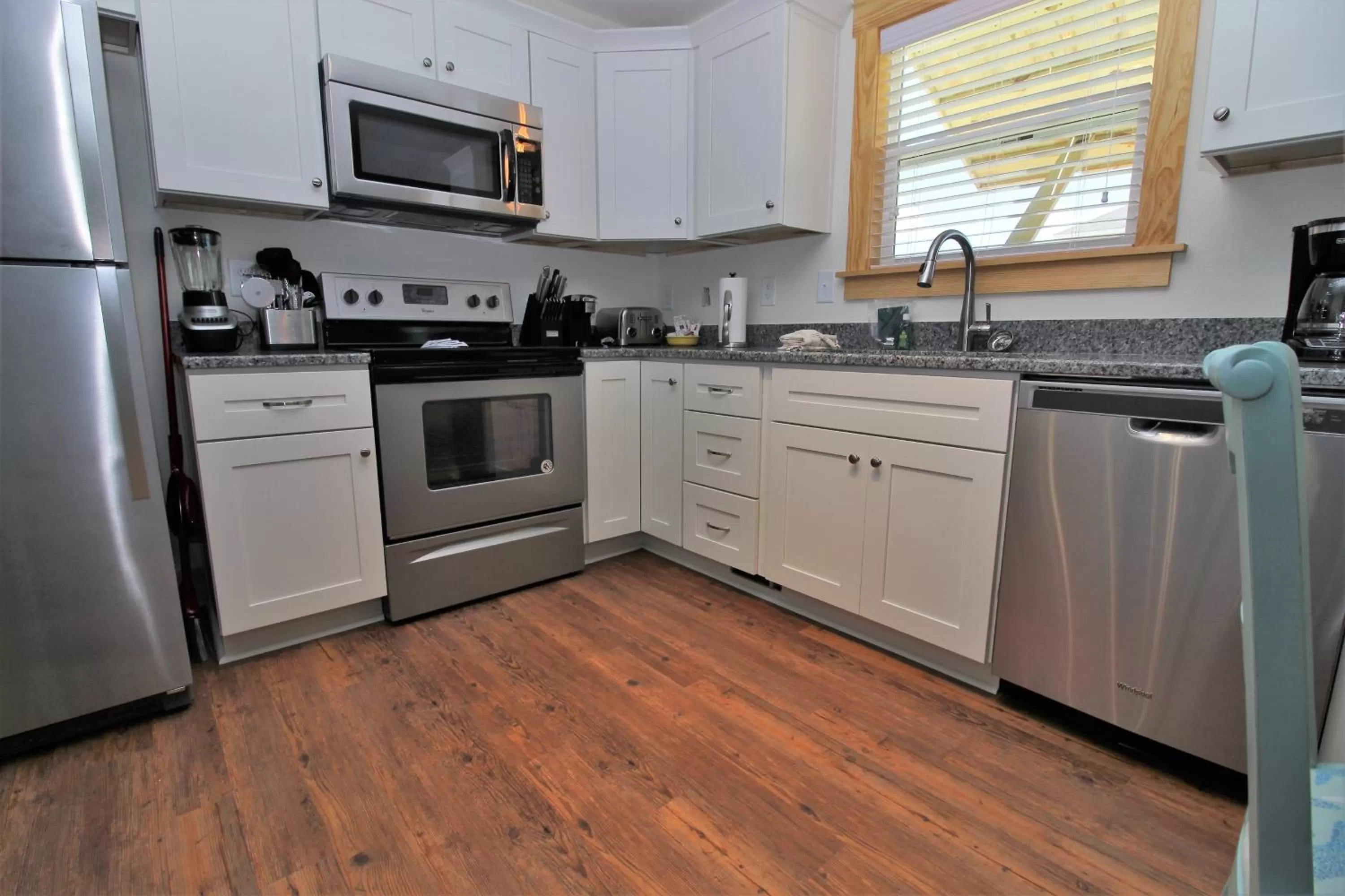 Kitchen or kitchenette in Whalebone Ocean Cottages by KEES Vacations
