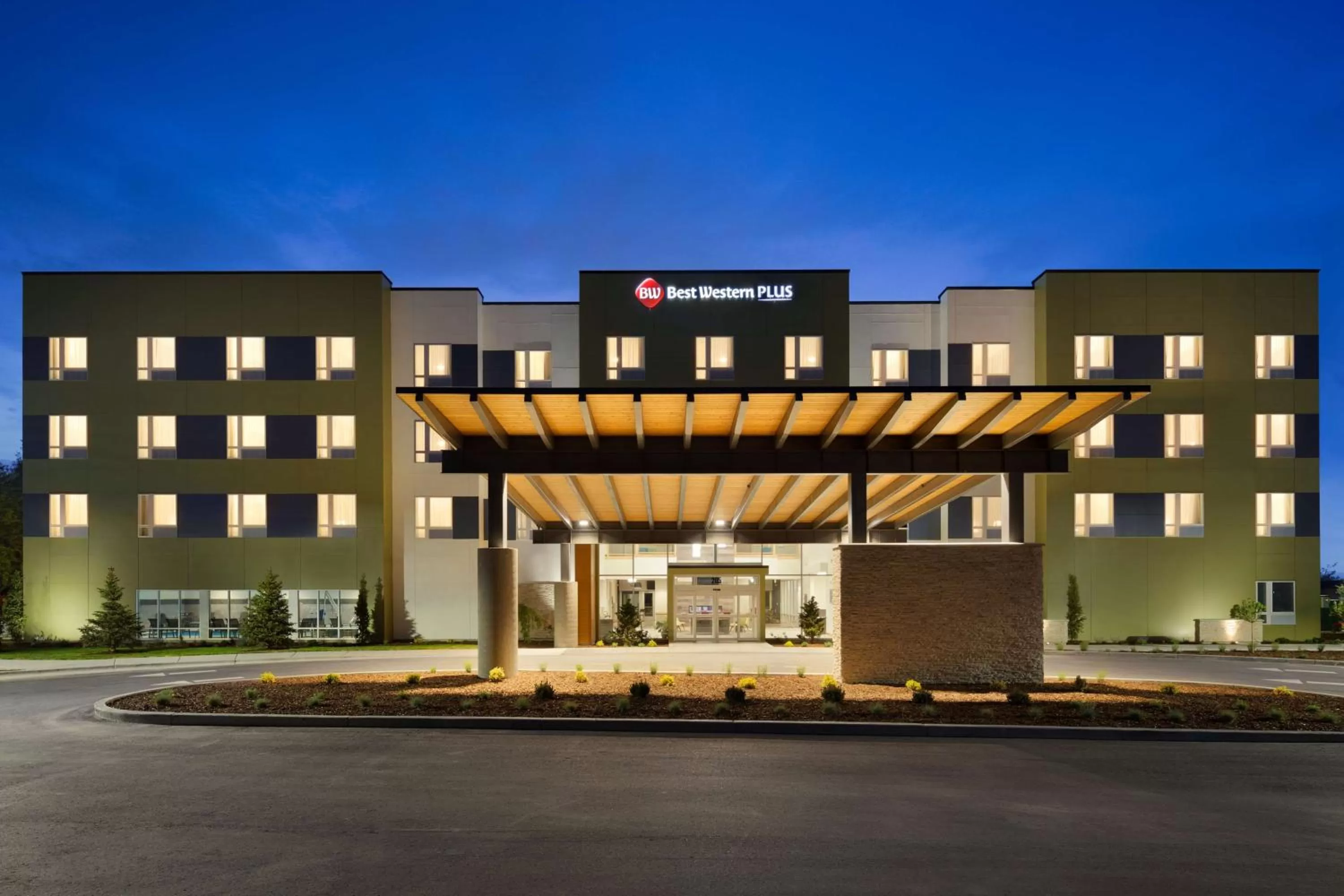 Property building in Best Western Plus Peppertree Nampa Civic Center Inn