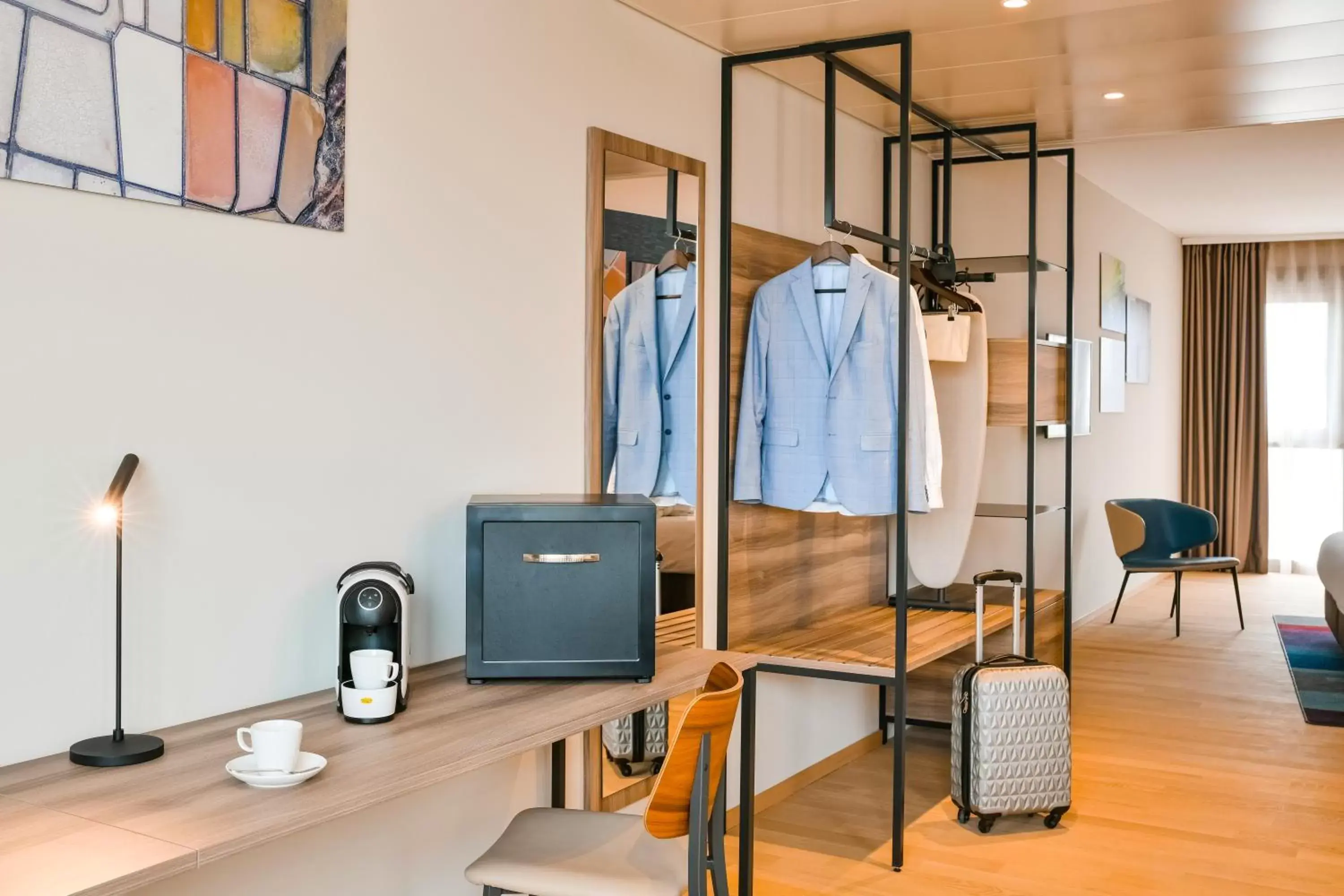 wardrobe, TV/Entertainment Center in Mercure Geneva Airport