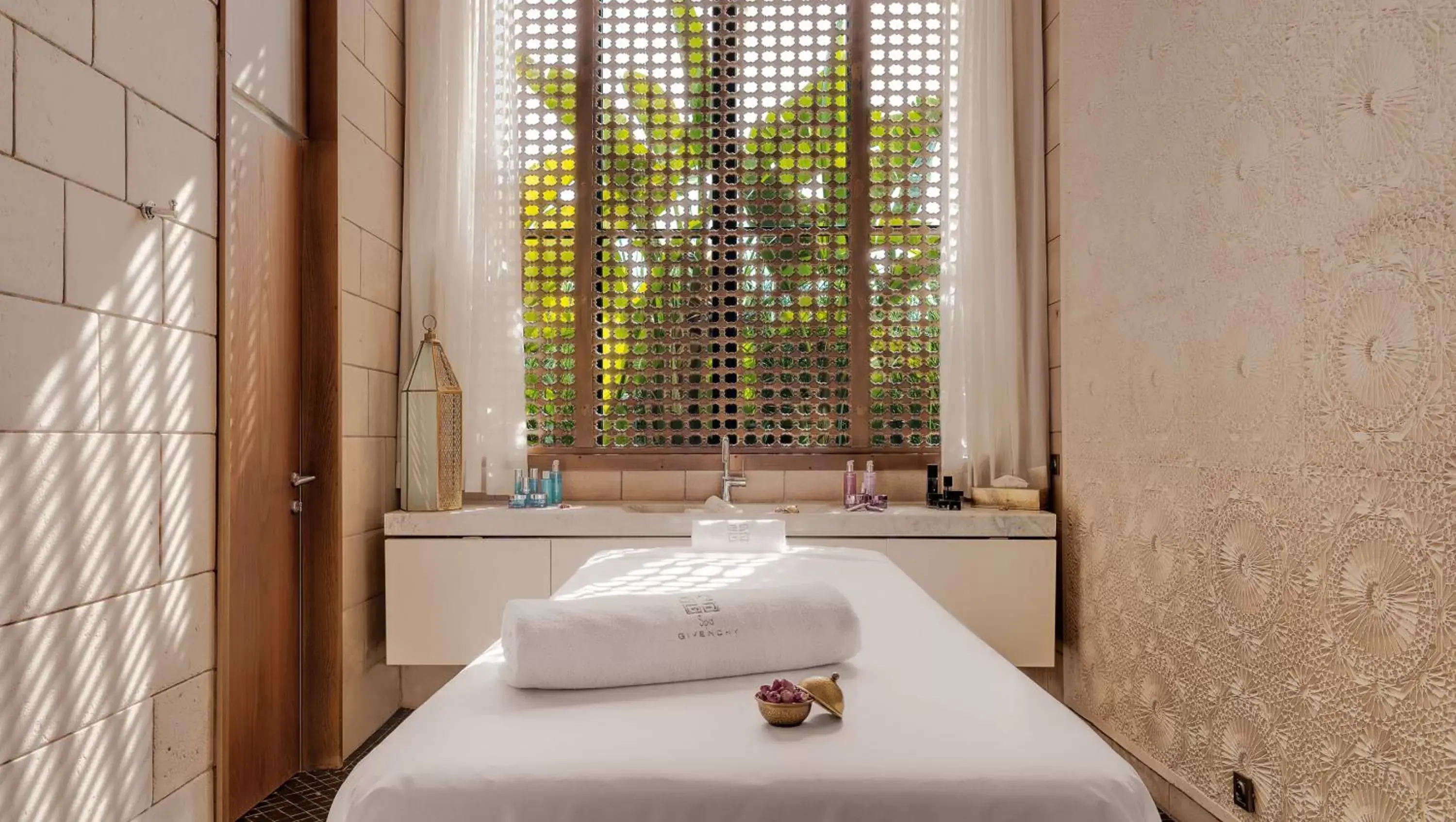 Massage in Hotel Sahrai