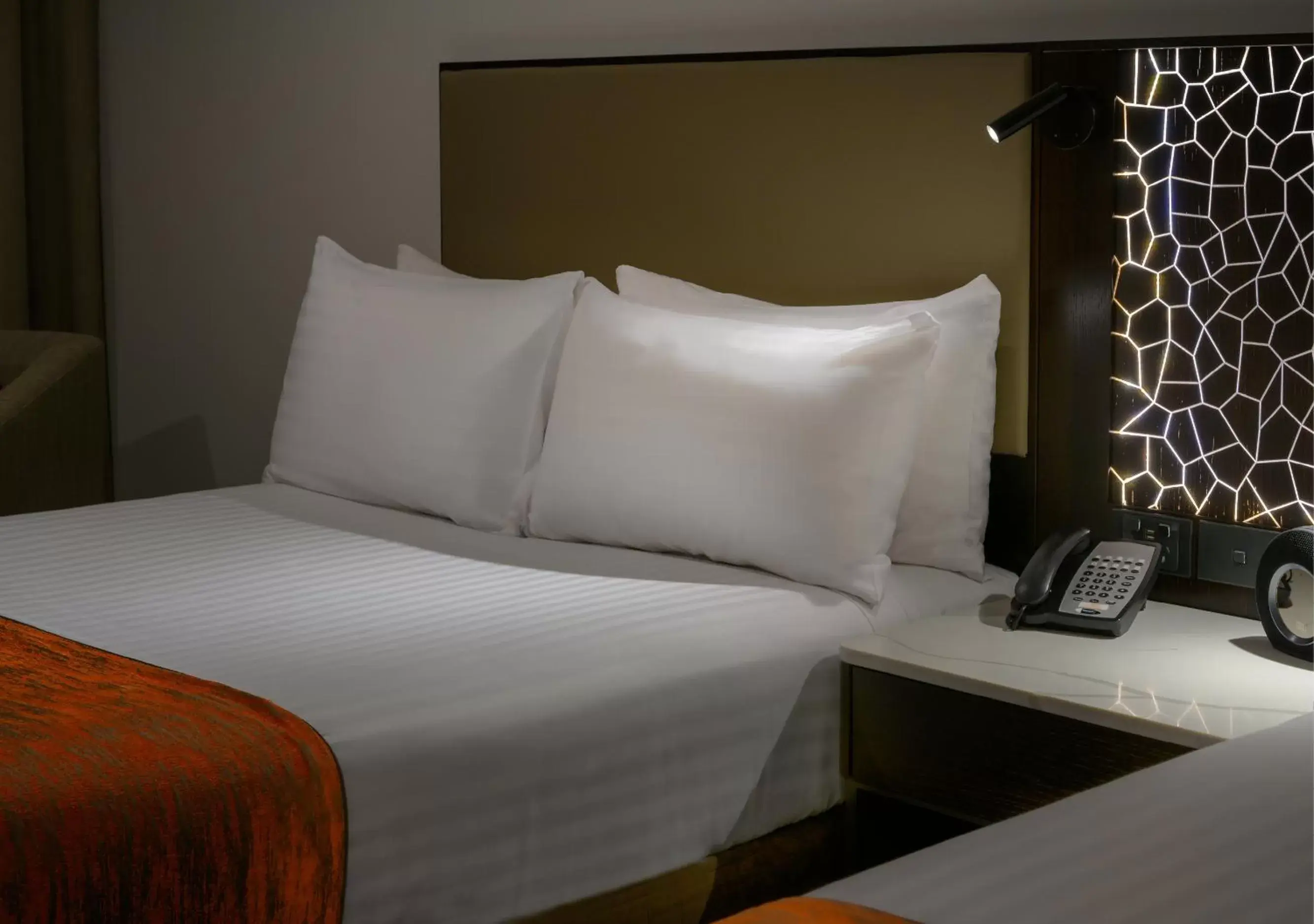 Bed in Hotel Grand Chancellor Hobart Bed in Hotel Grand Chancellor Hobart